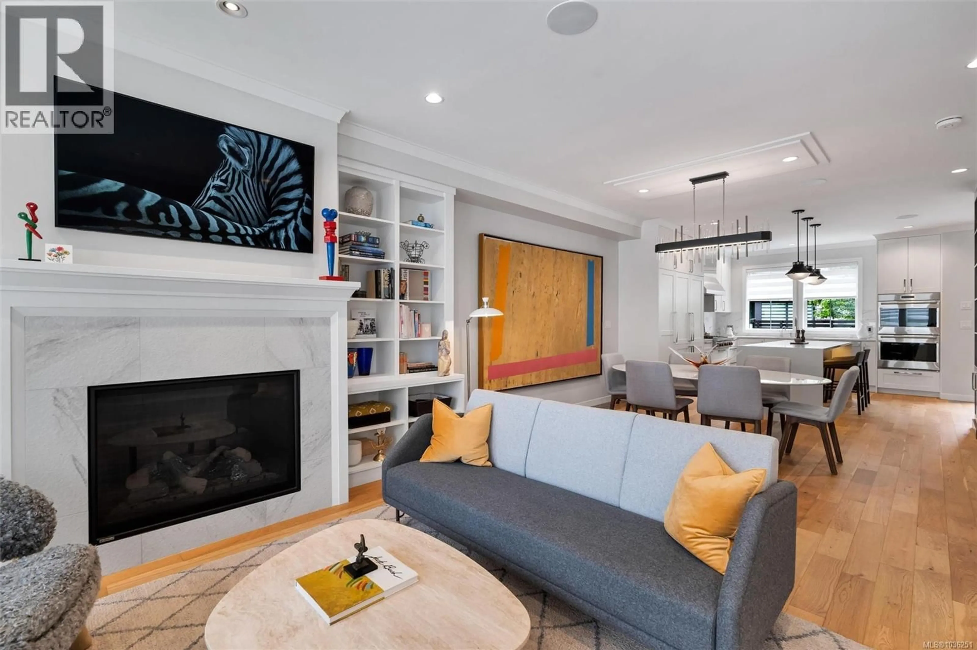 Living room with furniture, unknown for 1034 PENTRELEW PLACE, Victoria British Columbia V8V3L1