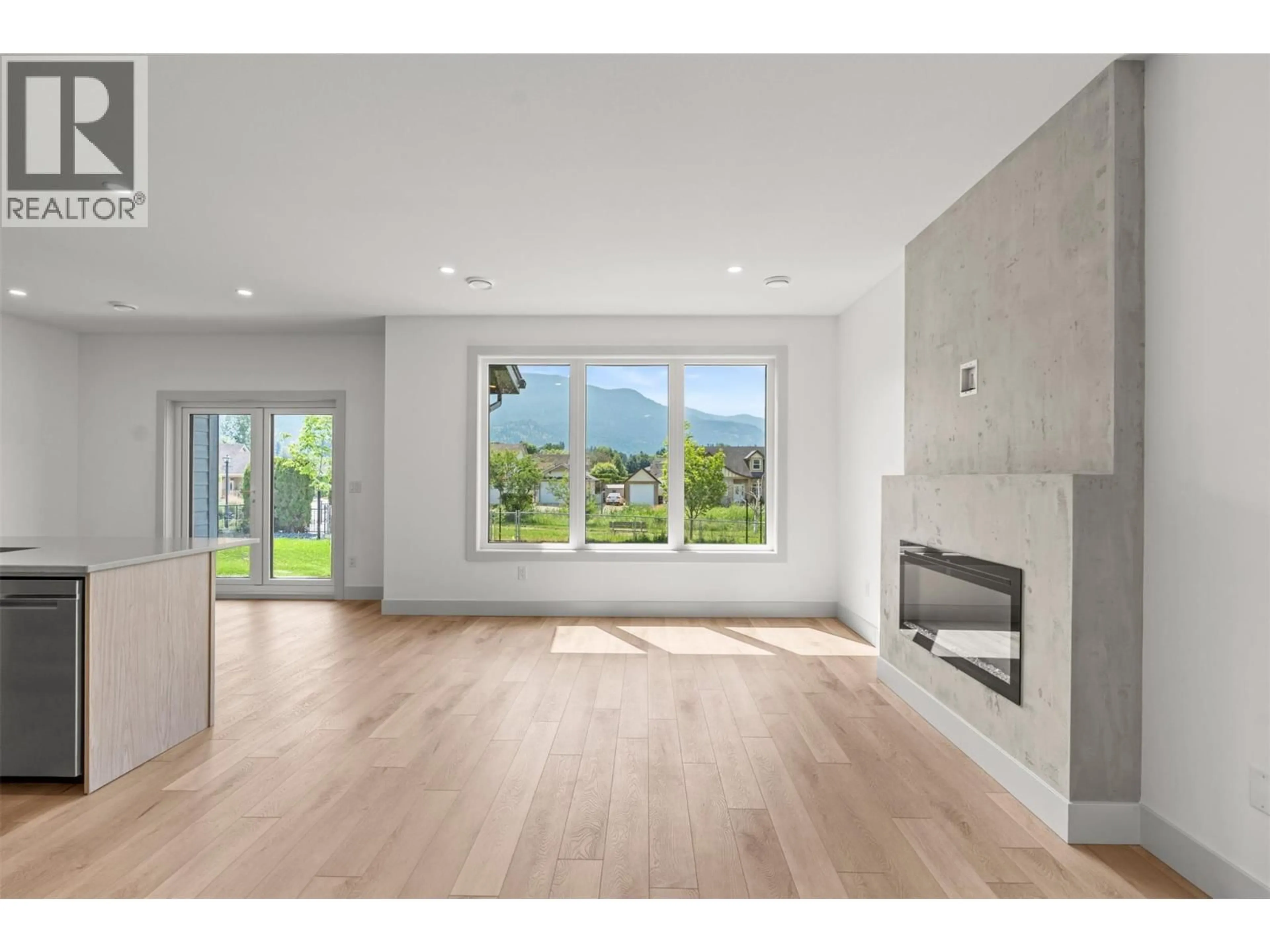 A pic of a room for 102 - 2345 PATTERSON AVENUE, Armstrong British Columbia V0E1B1