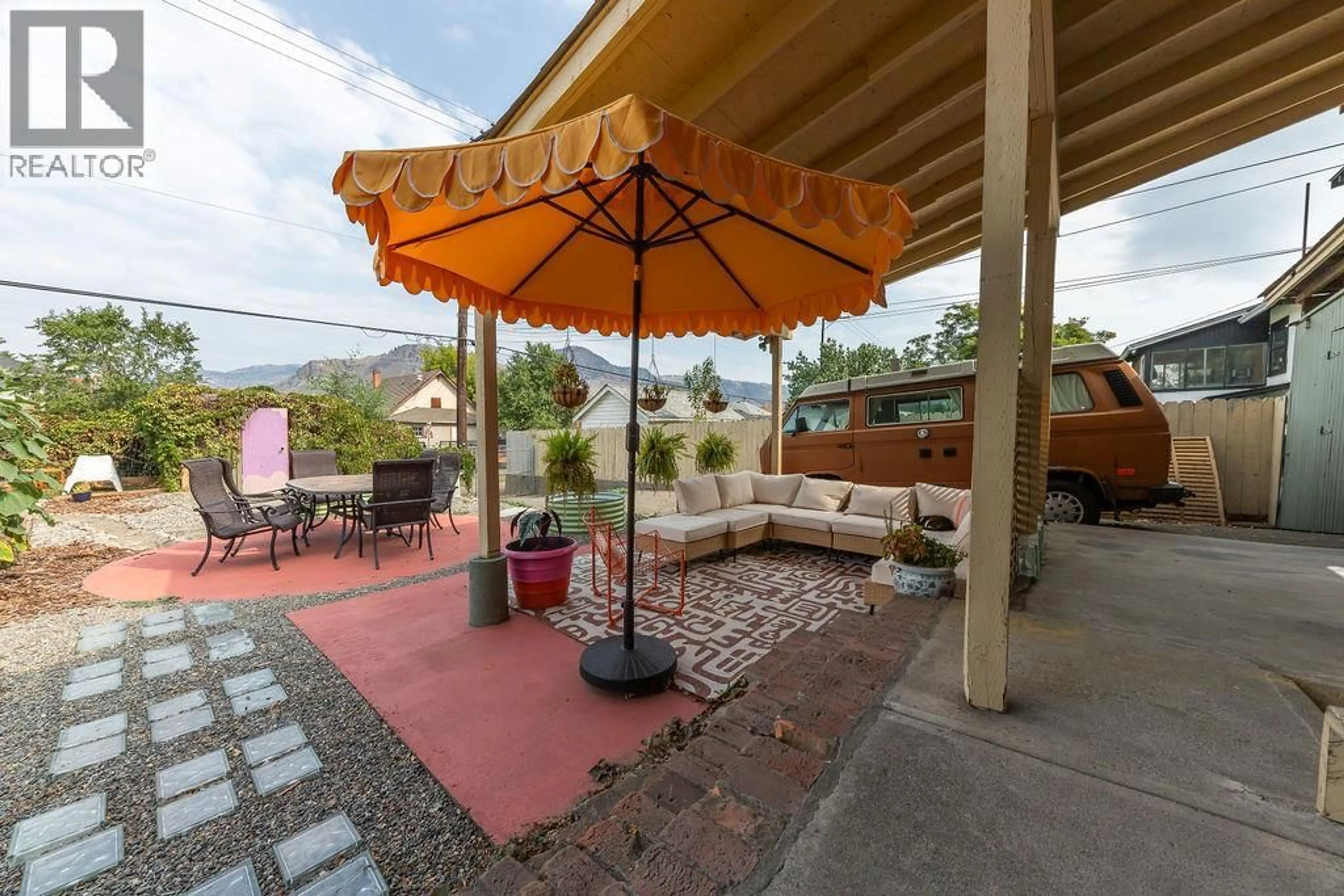 Patio, street for 620 NICOLA STREET, Kamloops British Columbia V2C2R2