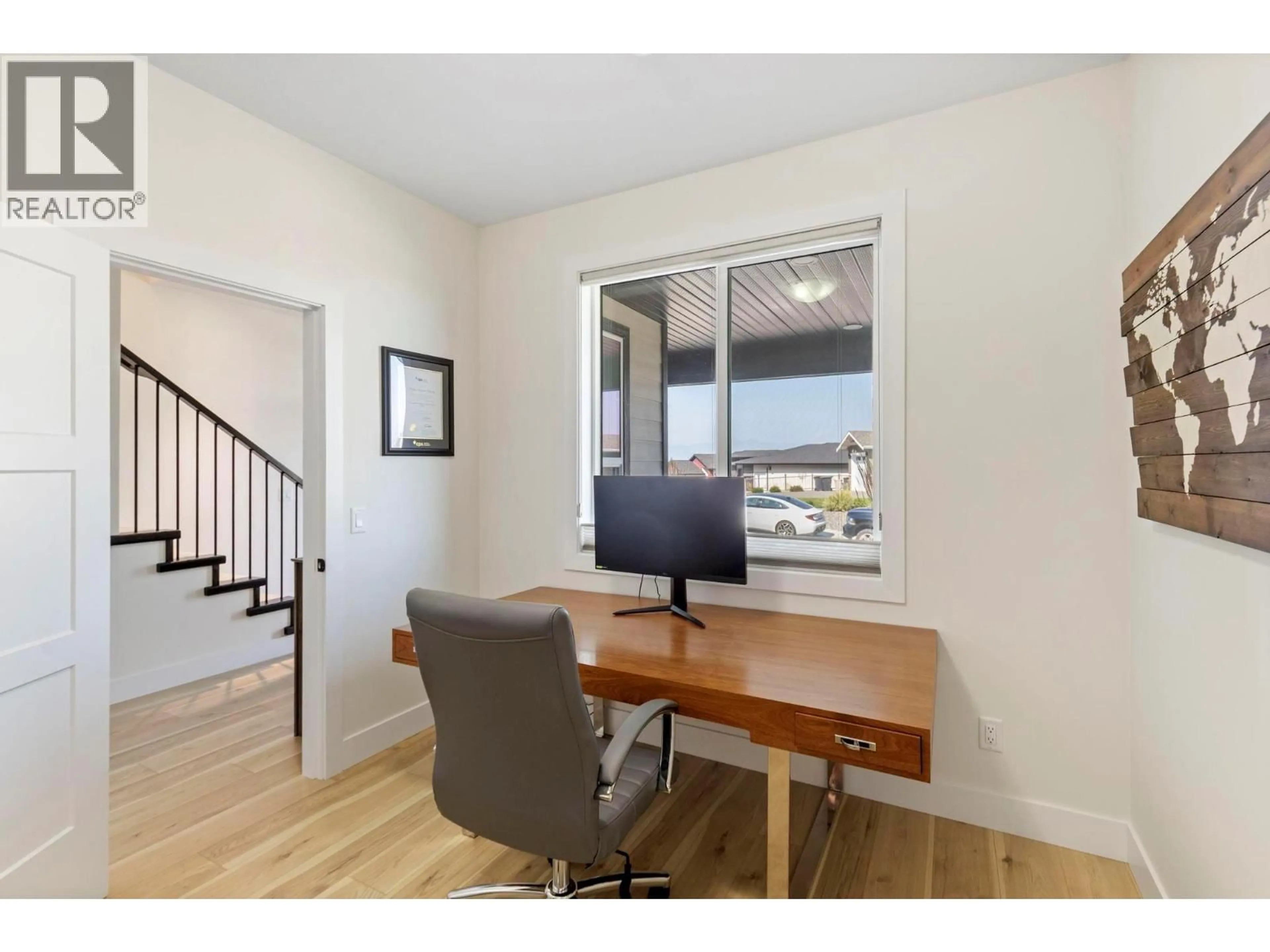 A pic of a room for 2209 LAVETTA DRIVE, Kelowna British Columbia V1P1V1