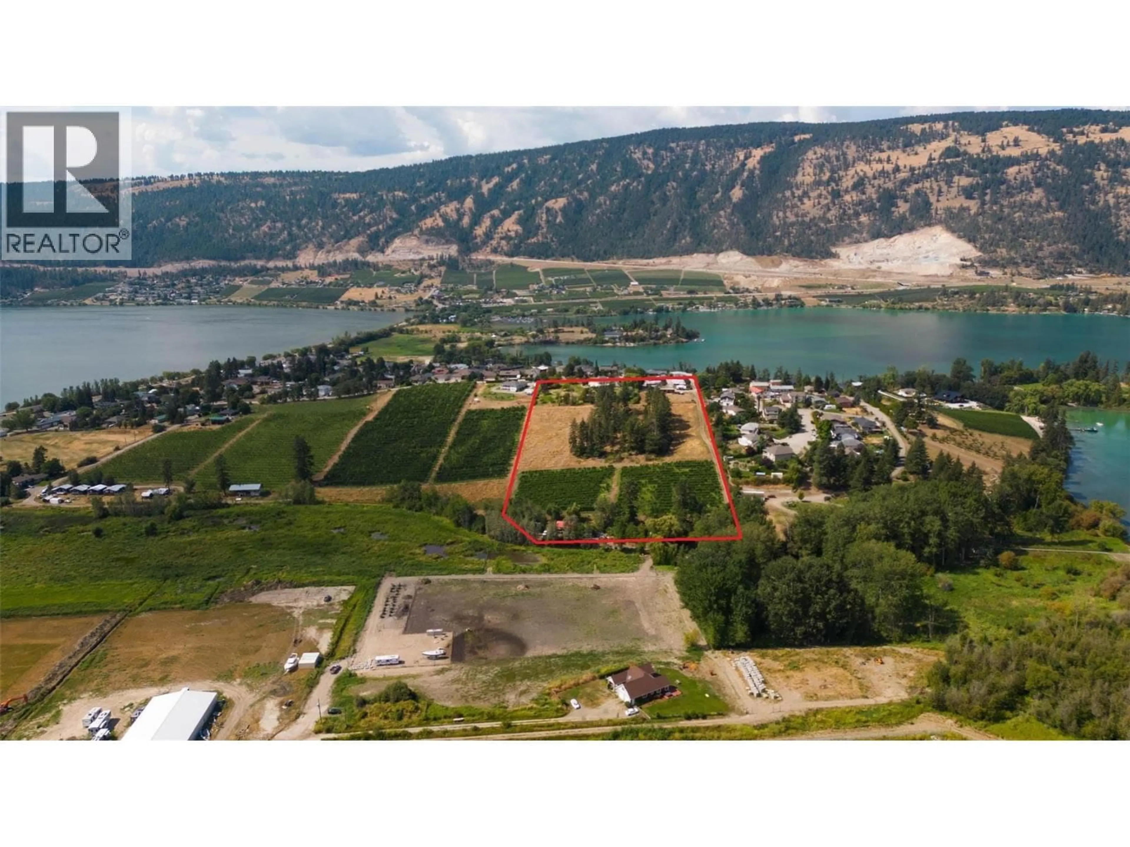 A pic from outside/outdoor area/front of a property/back of a property/a pic from drone, water/lake/river/ocean view for 15829 GREENHOW ROAD, Lake Country British Columbia V4V2E6