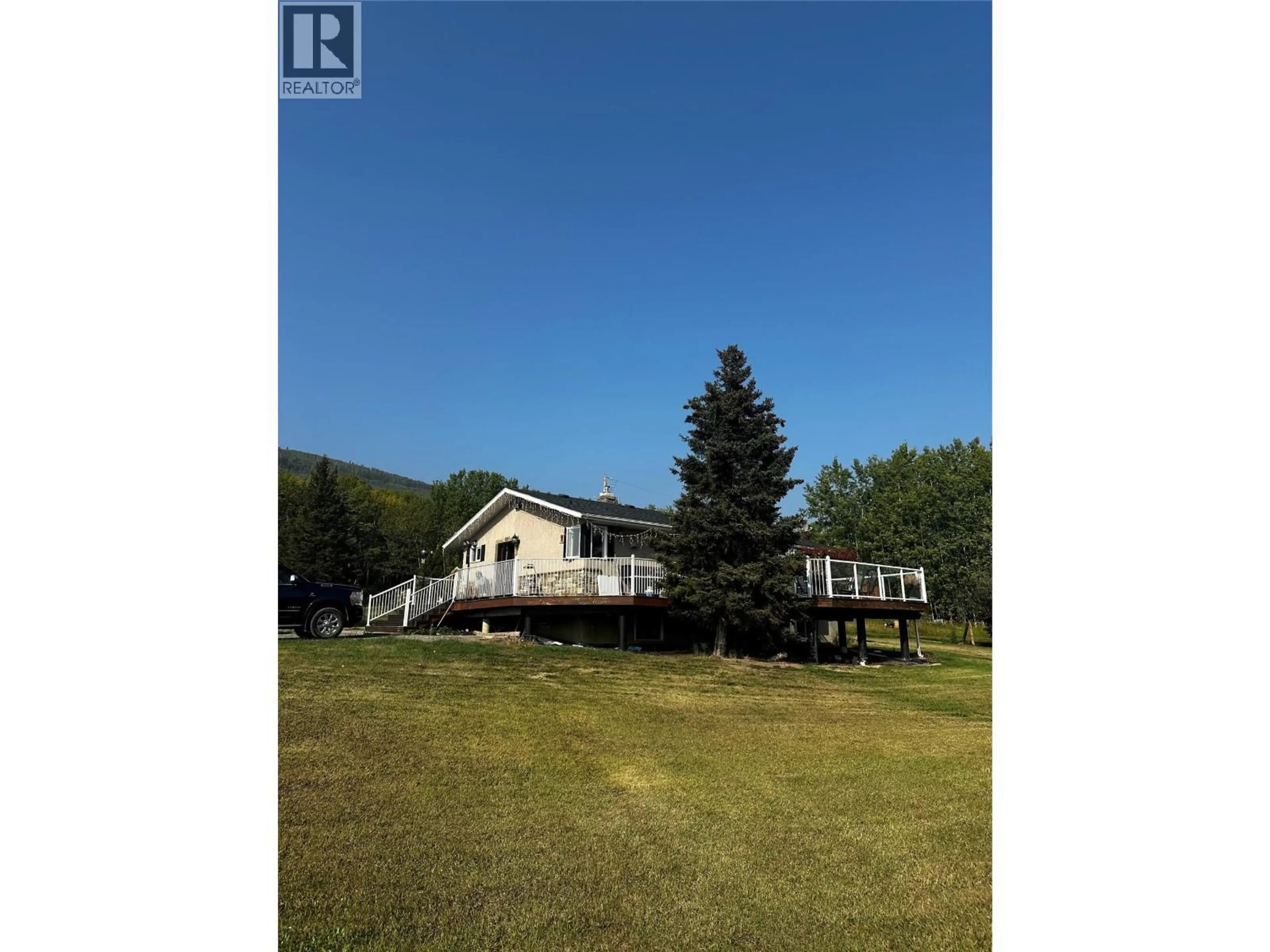 A pic from outside/outdoor area/front of a property/back of a property/a pic from drone, water/lake/river/ocean view for 6141 HILLVIEW OTHER, Chetwynd British Columbia V0C1J0