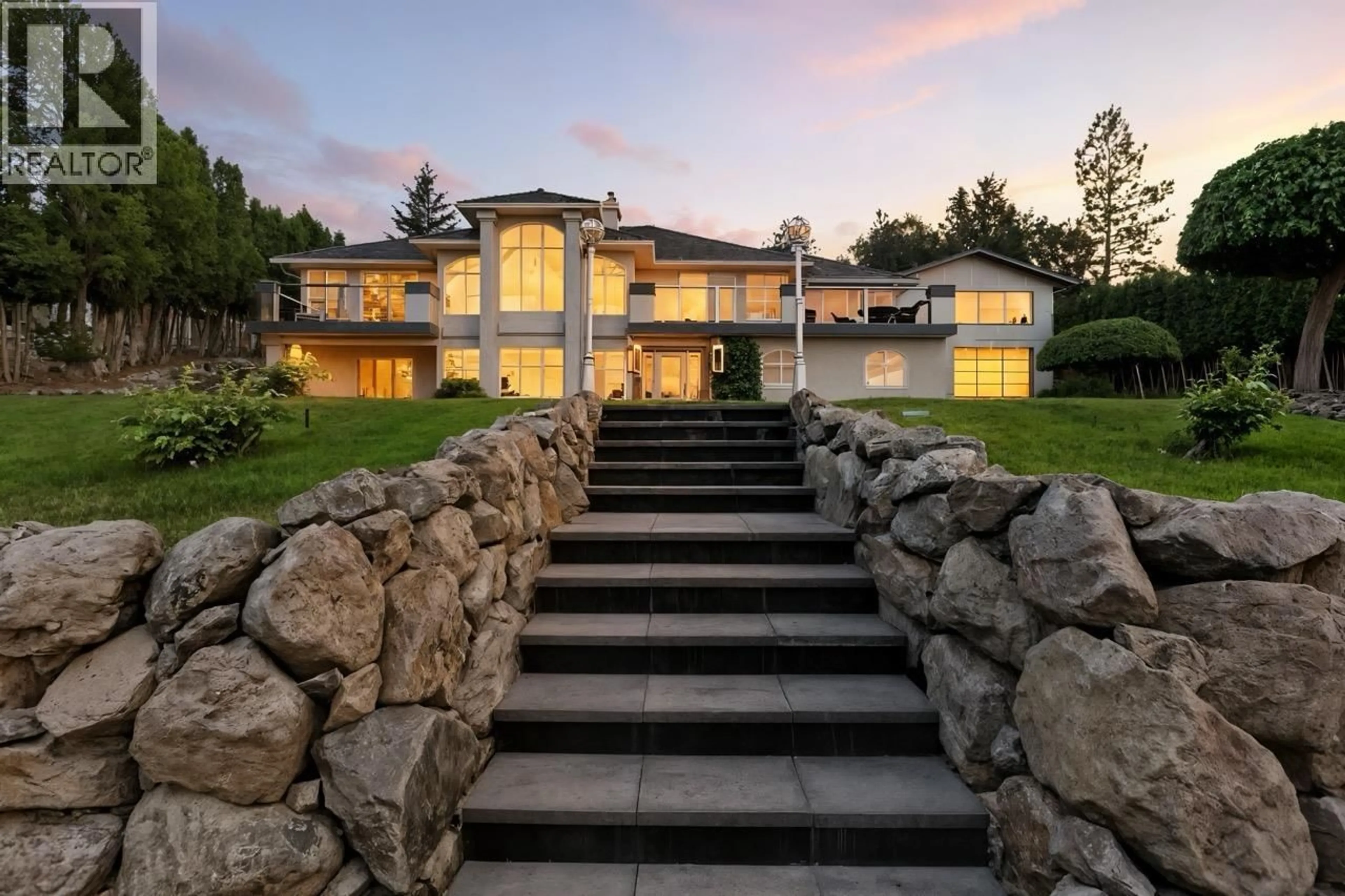 Unknown for 2015 HIGH COUNTRY BOULEVARD, Kamloops British Columbia V2E1L2