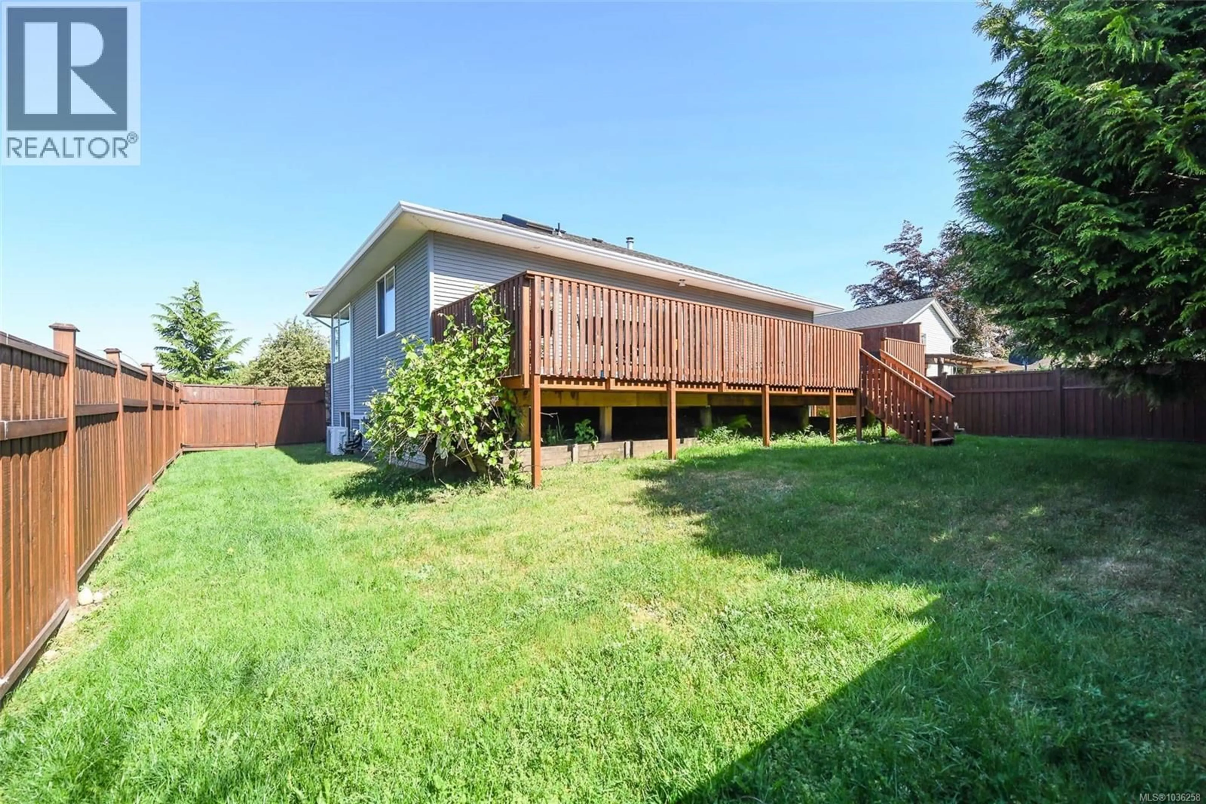 Patio, unknown for 2133 PERTH PLACE, Courtenay British Columbia V9N1K2