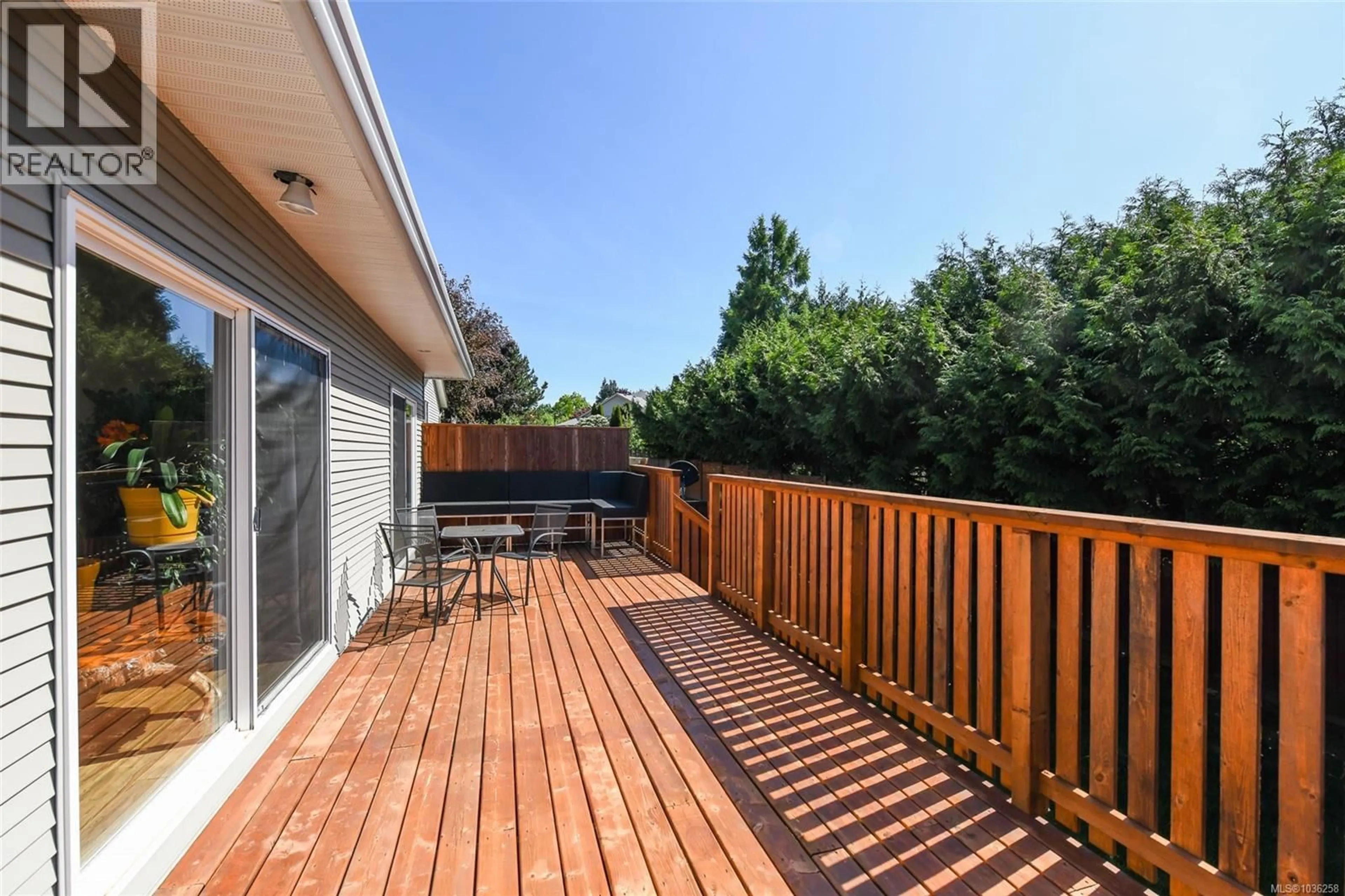 Patio, unknown for 2133 PERTH PLACE, Courtenay British Columbia V9N1K2