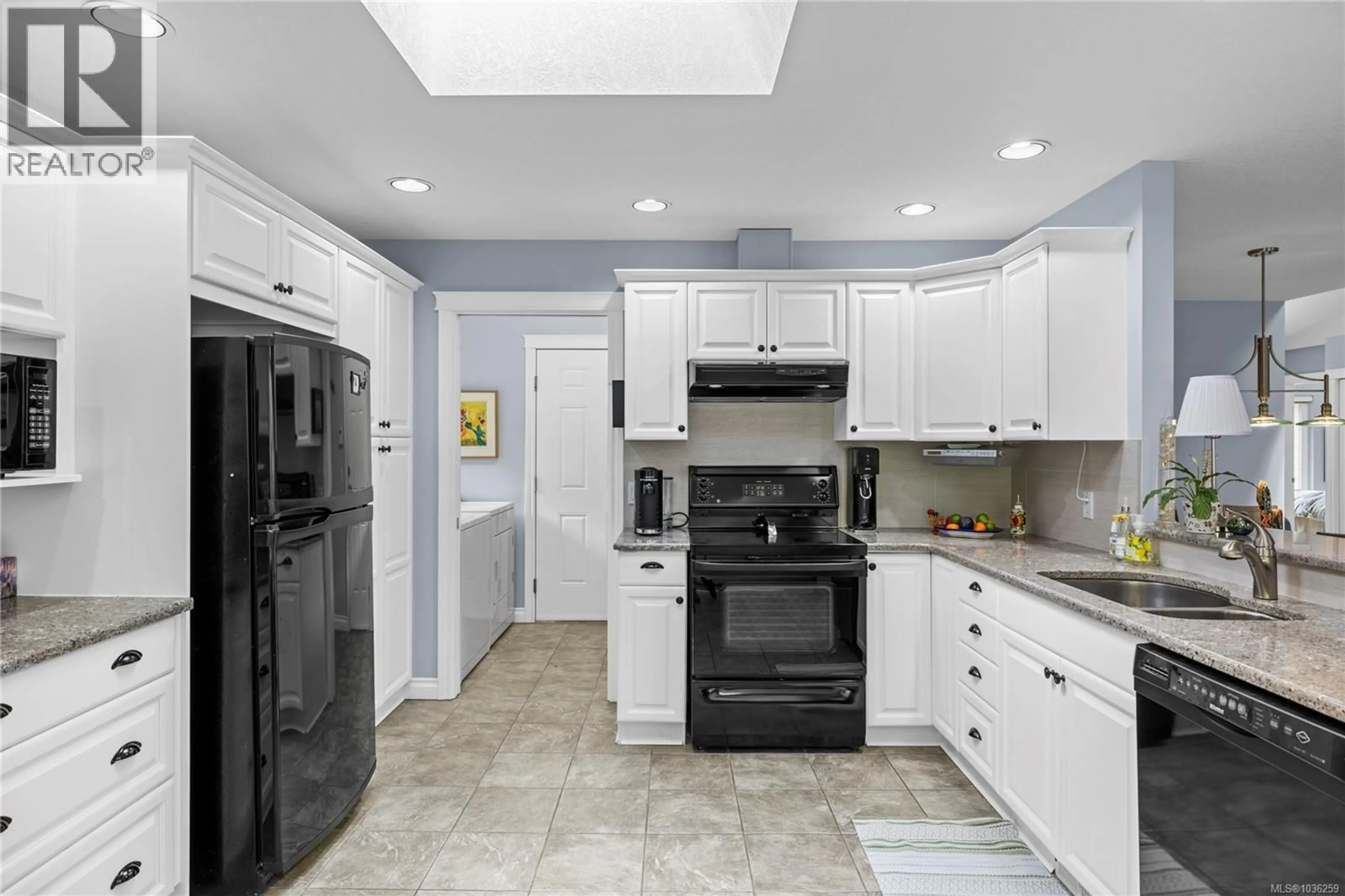 Standard kitchen, ceramic/tile floor for 2462 ANDOVER ROAD, Nanoose Bay British Columbia V9P9K5