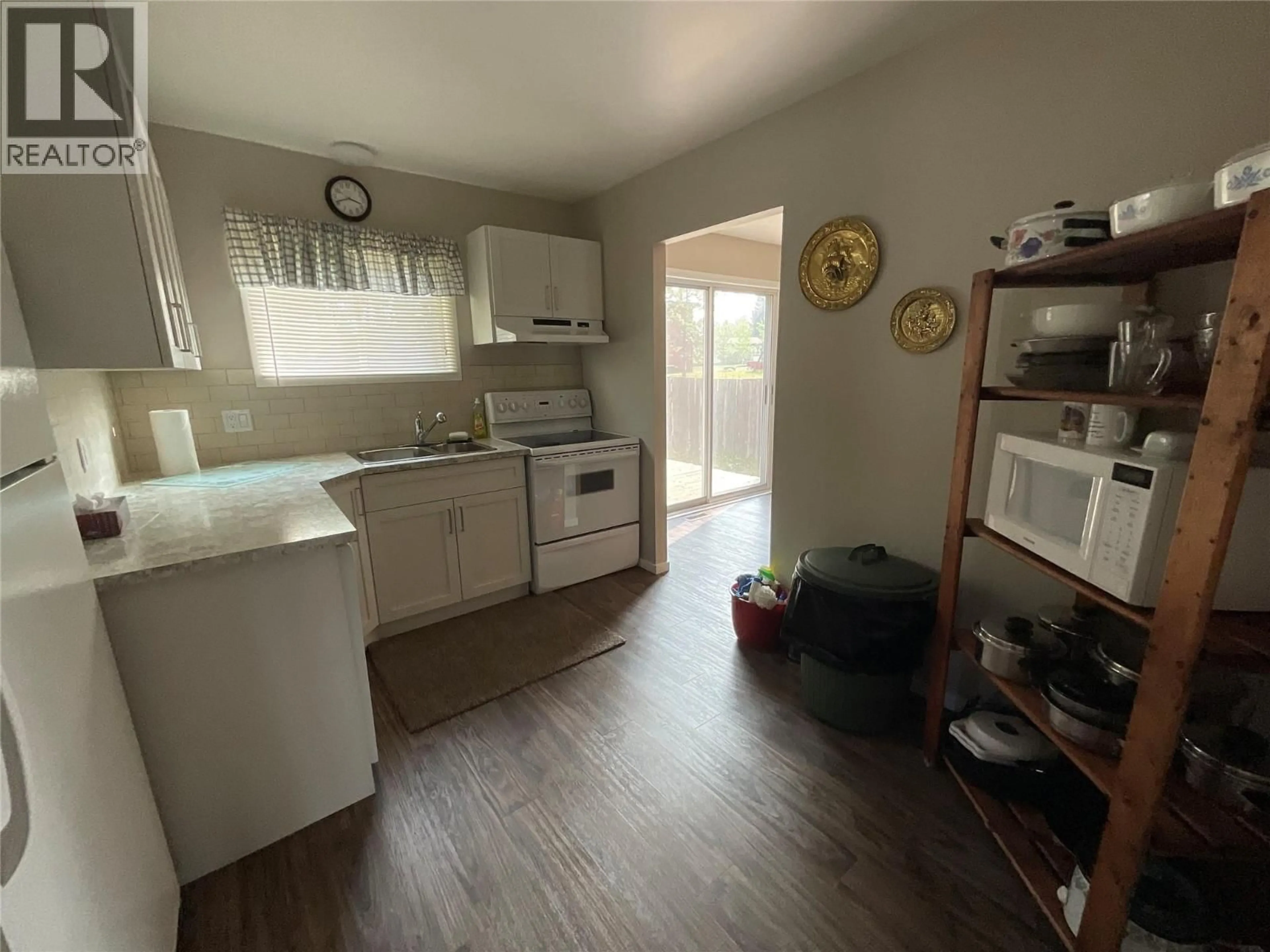 A pic of a room for 64 MERRICK PLACE, Tumbler Ridge British Columbia V0C2W0