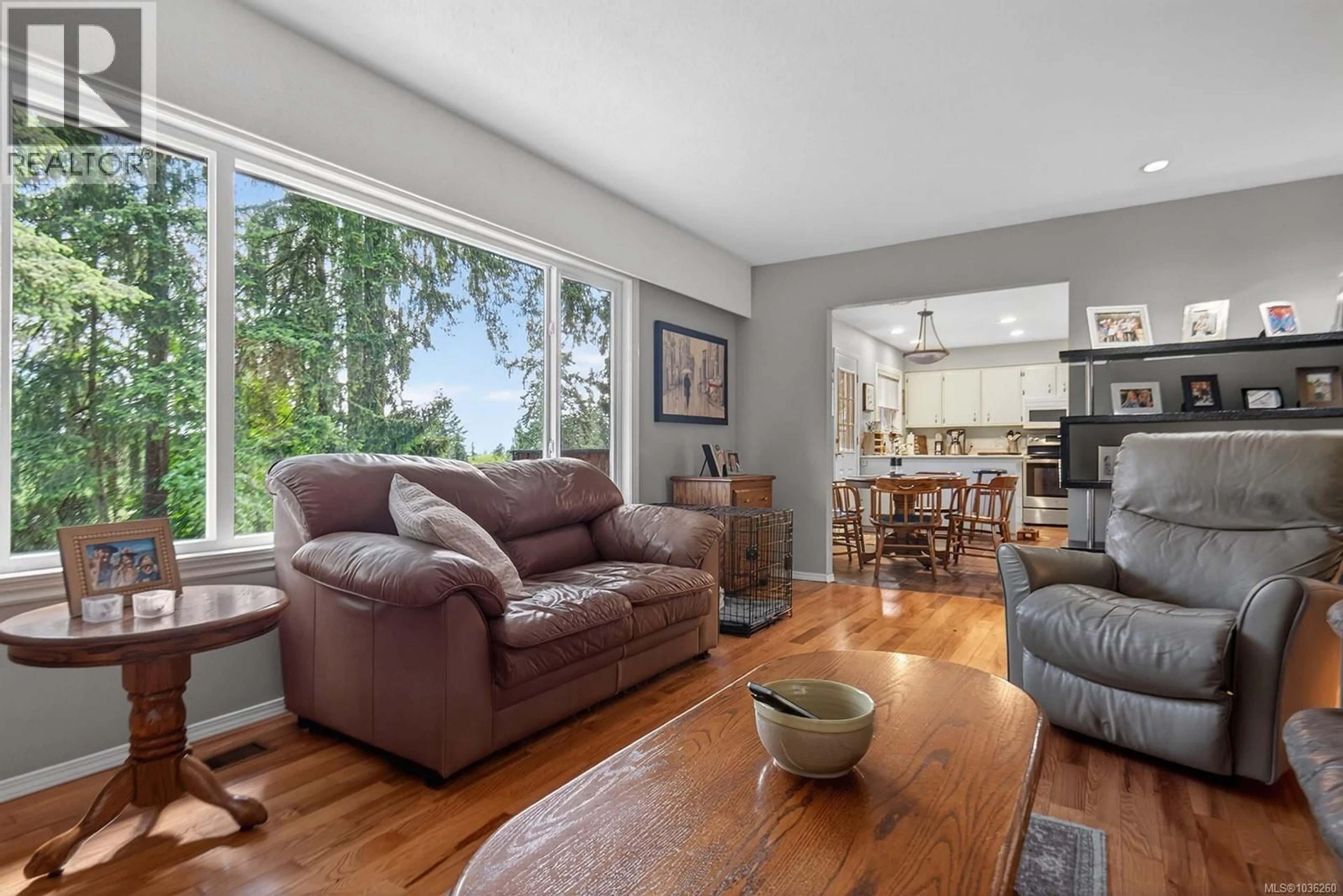 Living room with furniture, unknown for 5869 UPLAND AVENUE, Duncan British Columbia V9L1L9