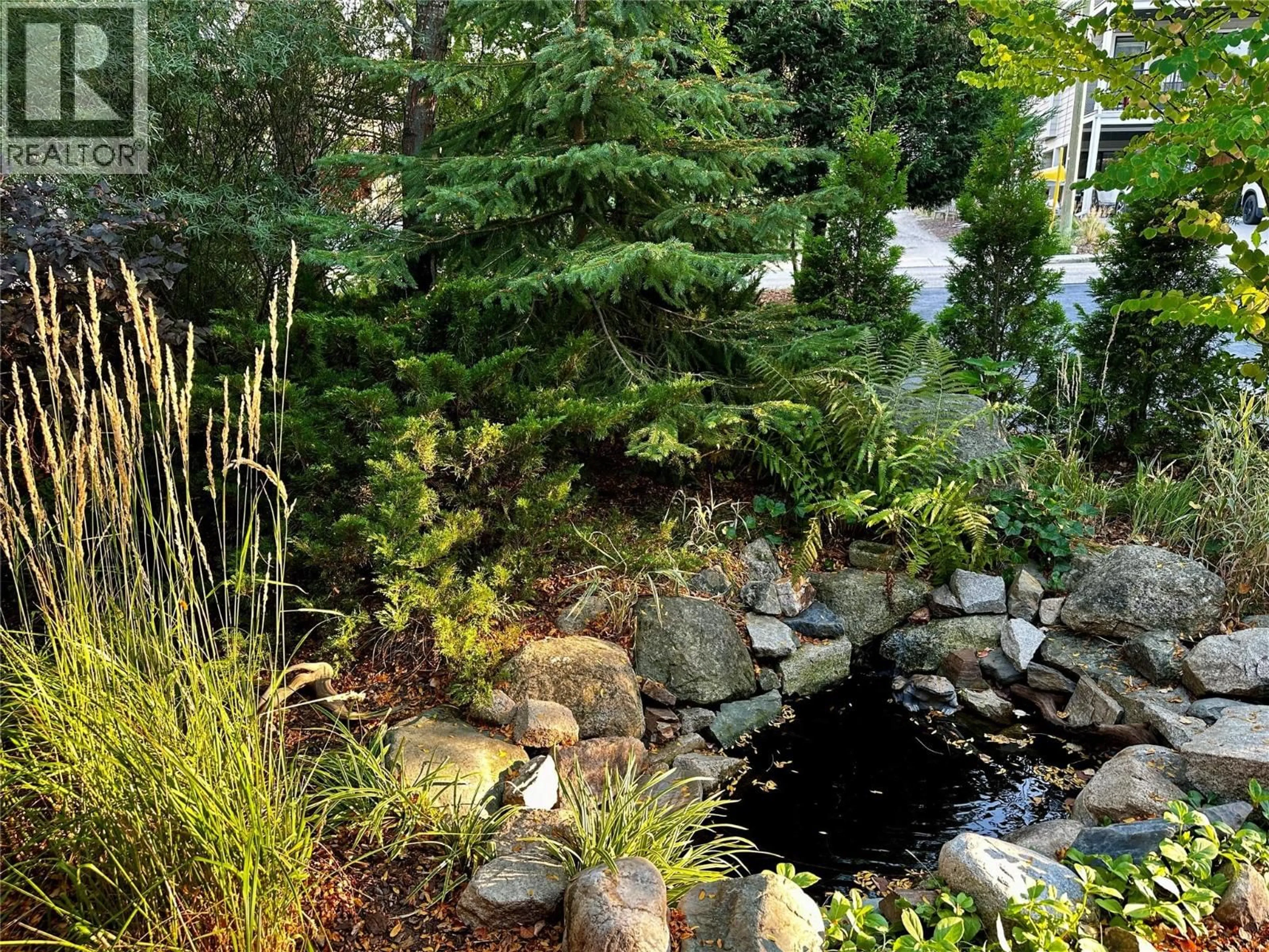 Patio, water/lake/river/ocean view for 706 WEST GORE STREET, Nelson British Columbia V1L7B9