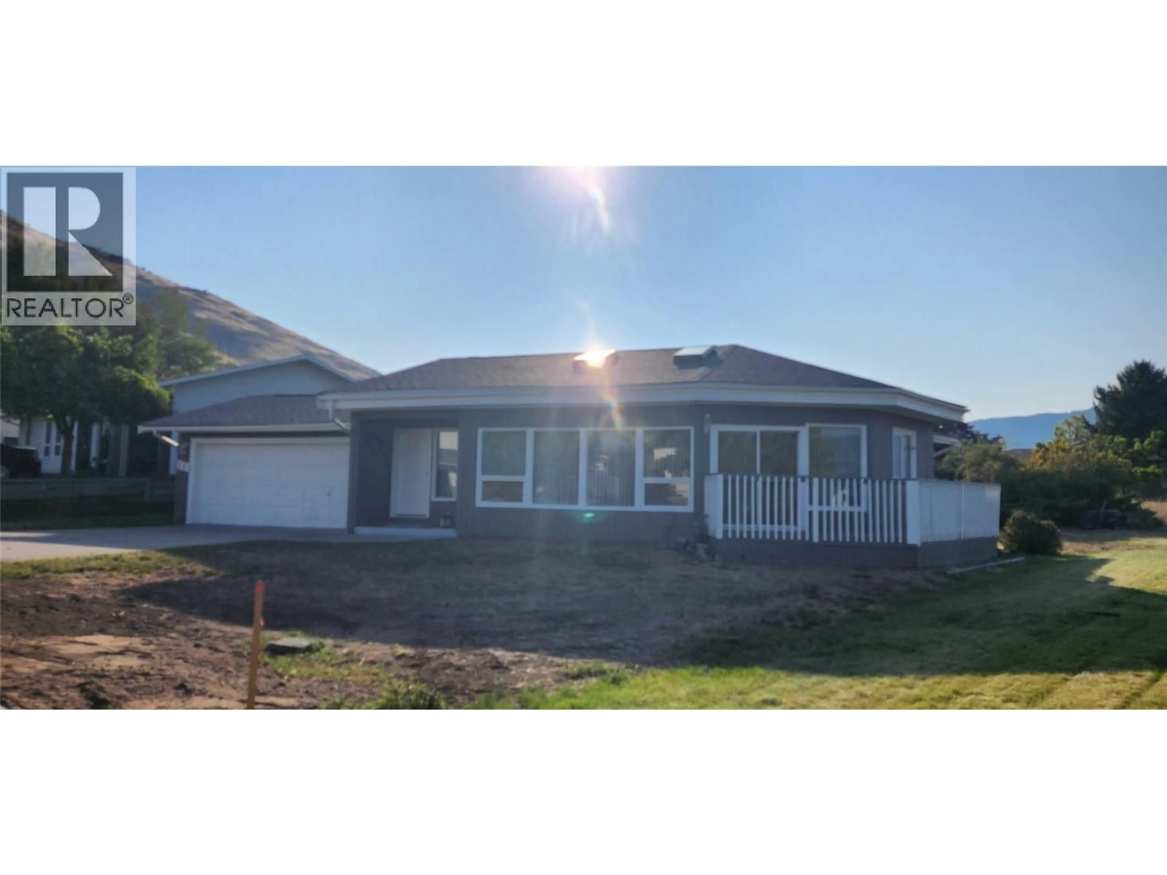 Home with vinyl exterior material, unknown for 222 WINNIPEG AVENUE, Grand Forks British Columbia V0H1H0