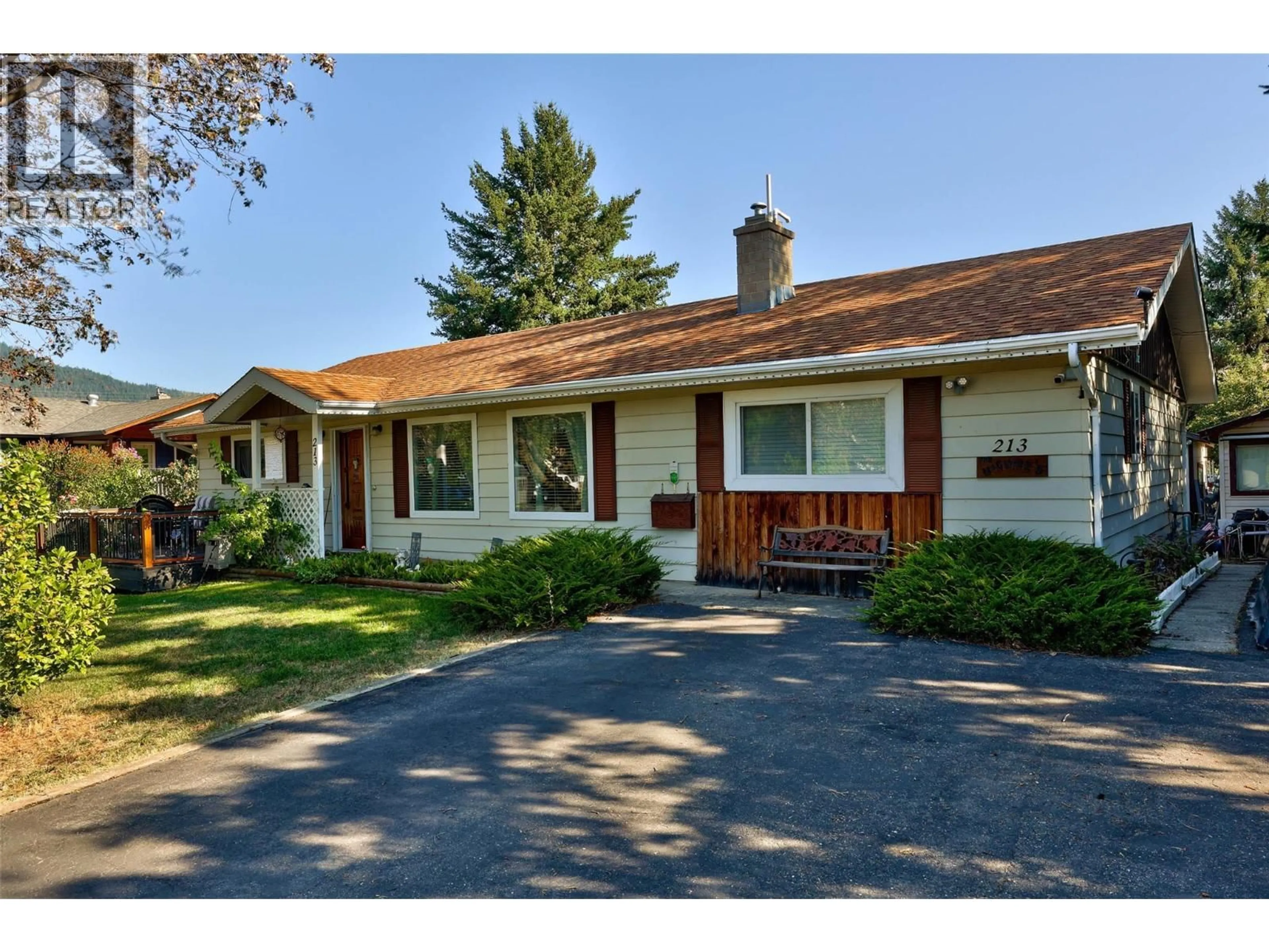 Unknown for 213 BEACH DRIVE, Chase British Columbia V0E1M0