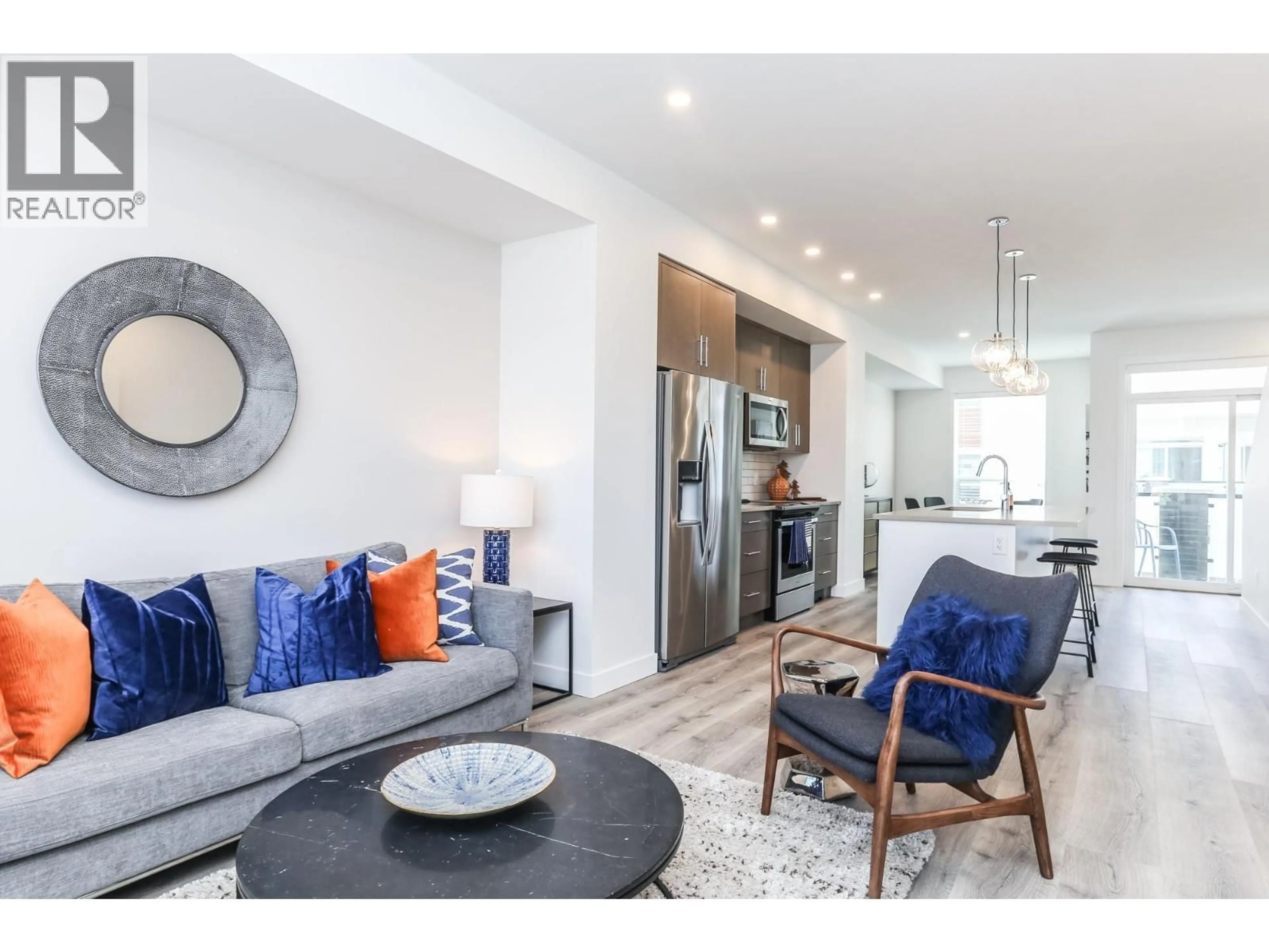 Living room with furniture, unknown for 38 - 610 ACADEMY WAY, Kelowna British Columbia V1V0H2