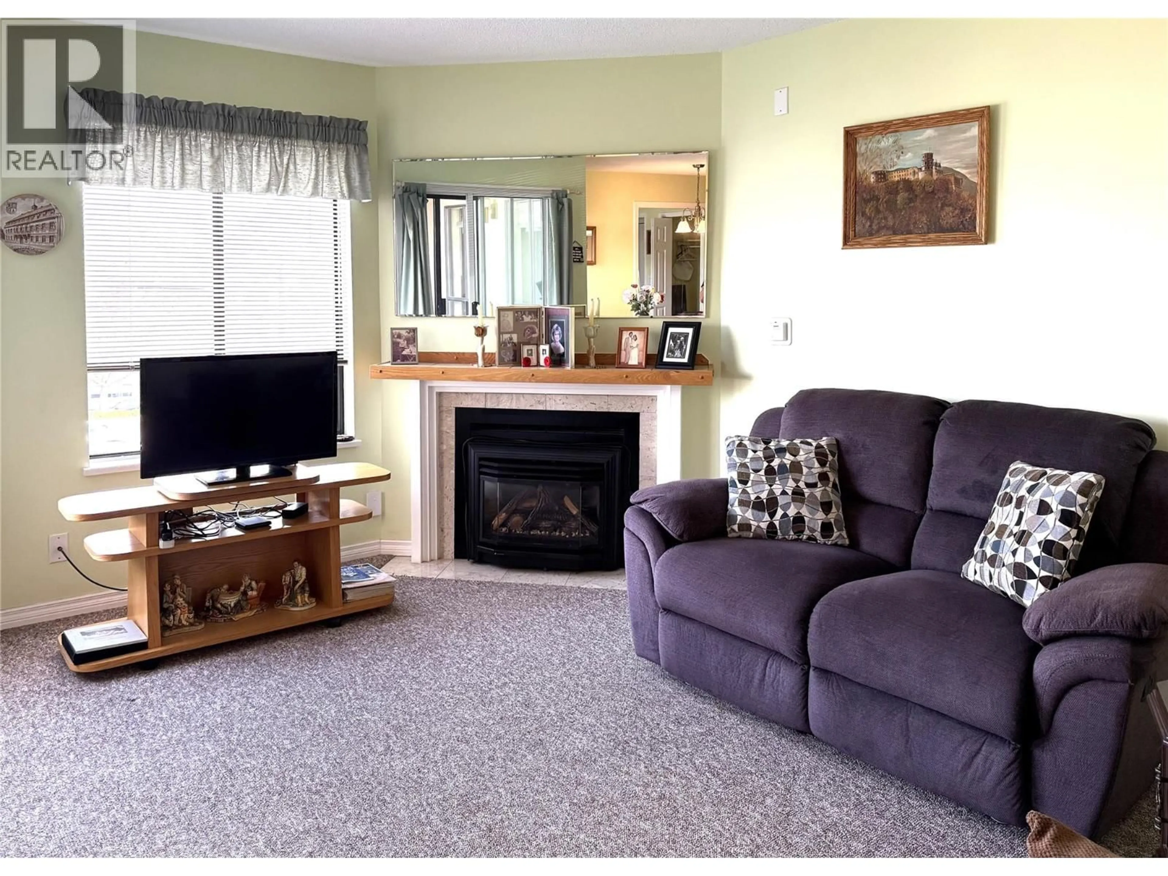 Living room with furniture, unknown for 203 - 338 NICOLA STREET, Kamloops British Columbia V2C2P5