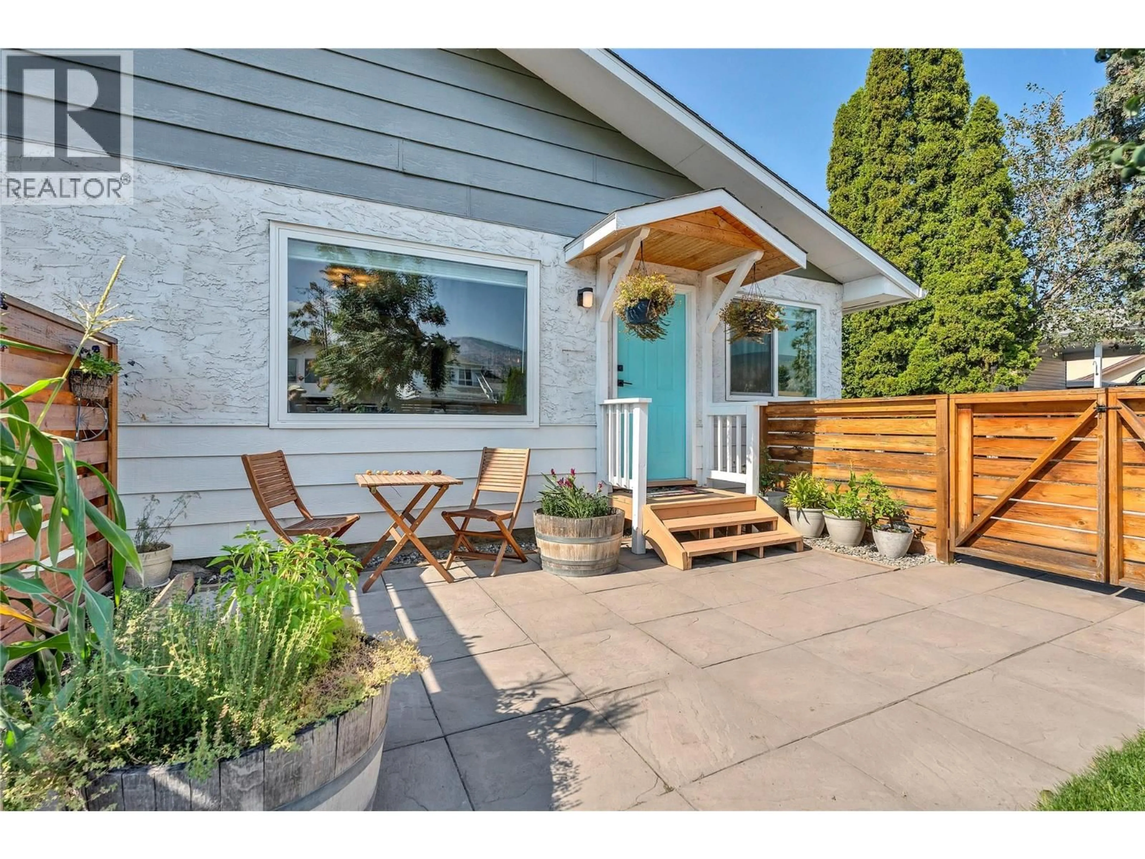 Patio, street for 2487 CORNWALL DRIVE, Penticton British Columbia V2A6R6