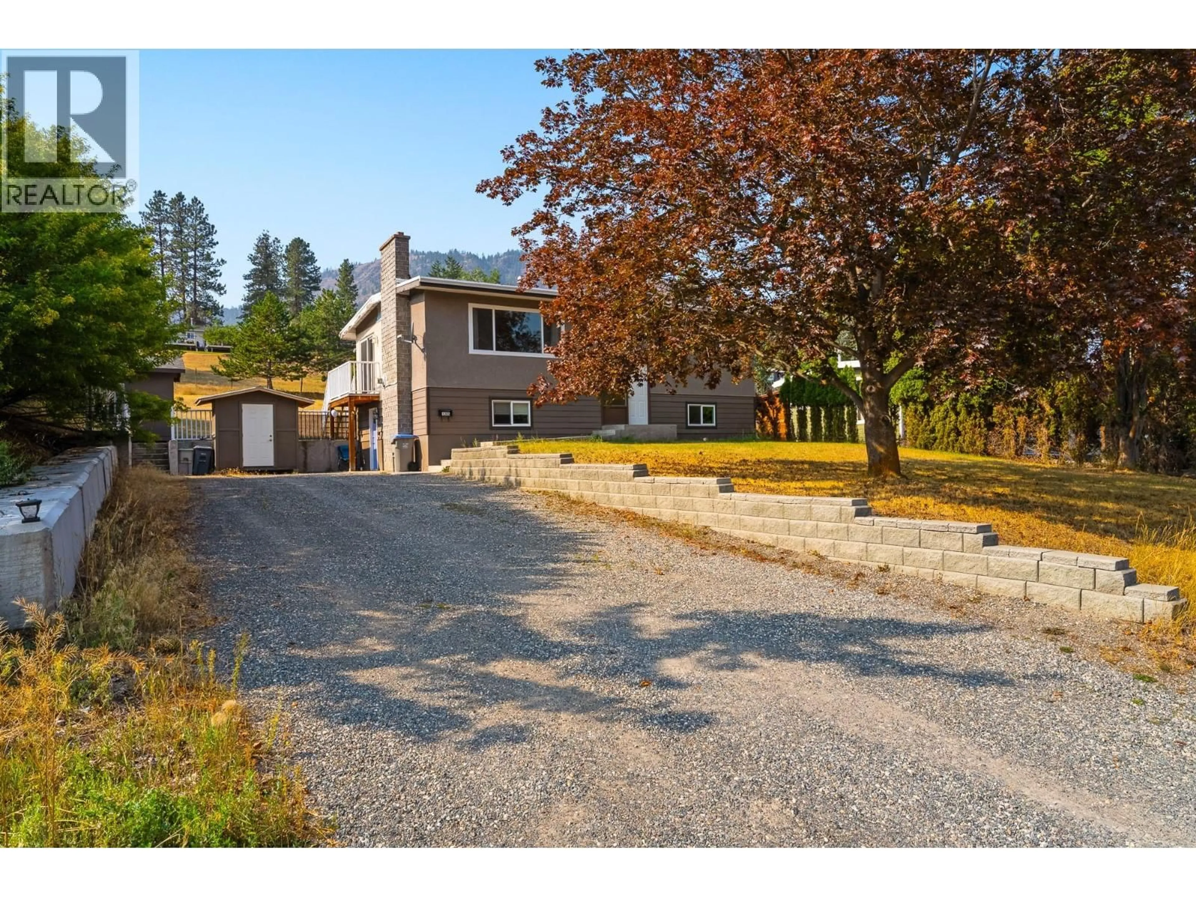 A pic from outside/outdoor area/front of a property/back of a property/a pic from drone, street for 1365 CLEARVIEW DRIVE, Kamloops British Columbia V2C6E8
