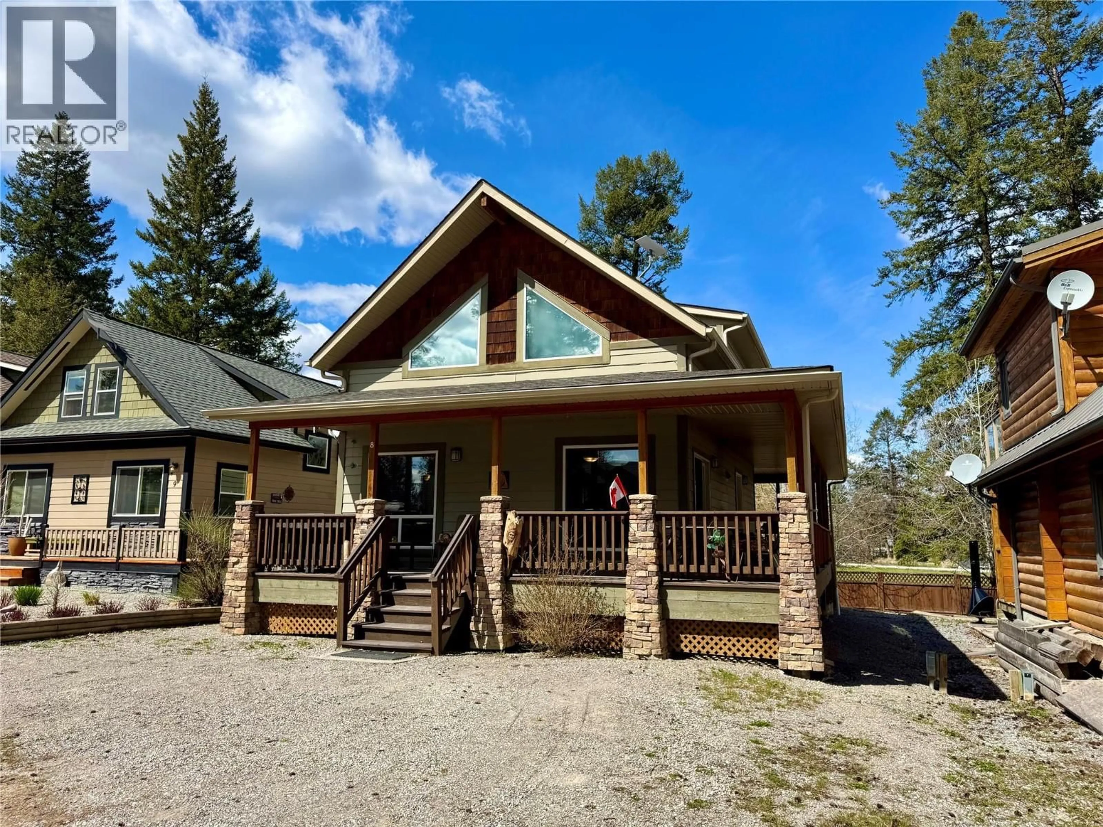 Unknown for 8 - 4868 RIVERVIEW DRIVE, Edgewater British Columbia V0A1E0