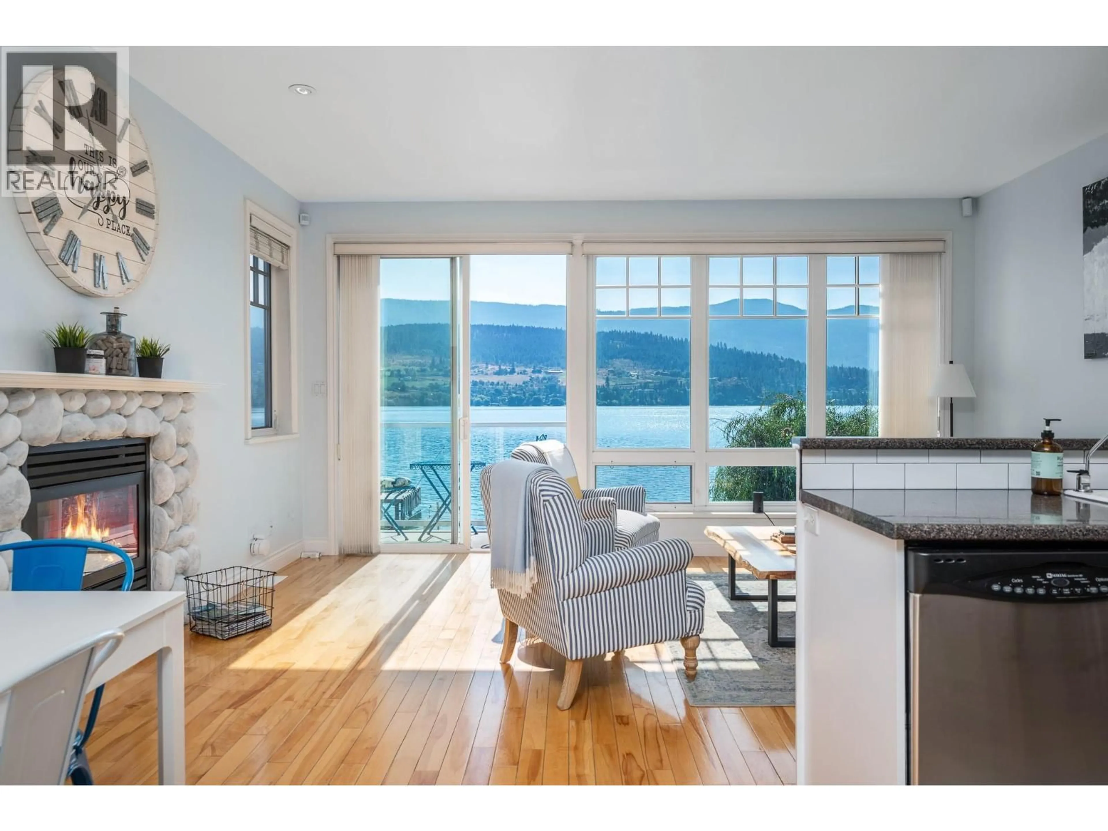 Open concept kitchen, unknown for 13420 WESTKAL ROAD, Coldstream British Columbia V1B1Y4