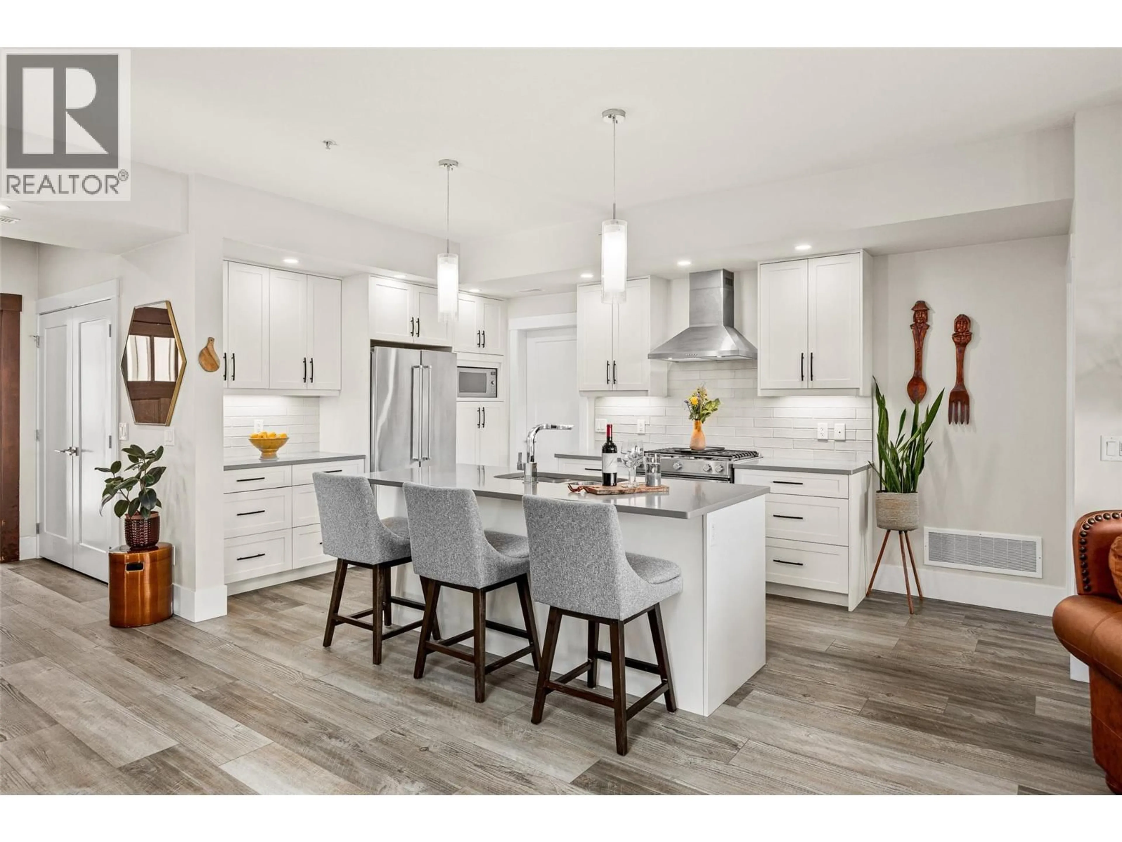 Open concept kitchen, unknown for 224 - 4000 REDSTONE CRESCENT, Peachland British Columbia V0H1X5