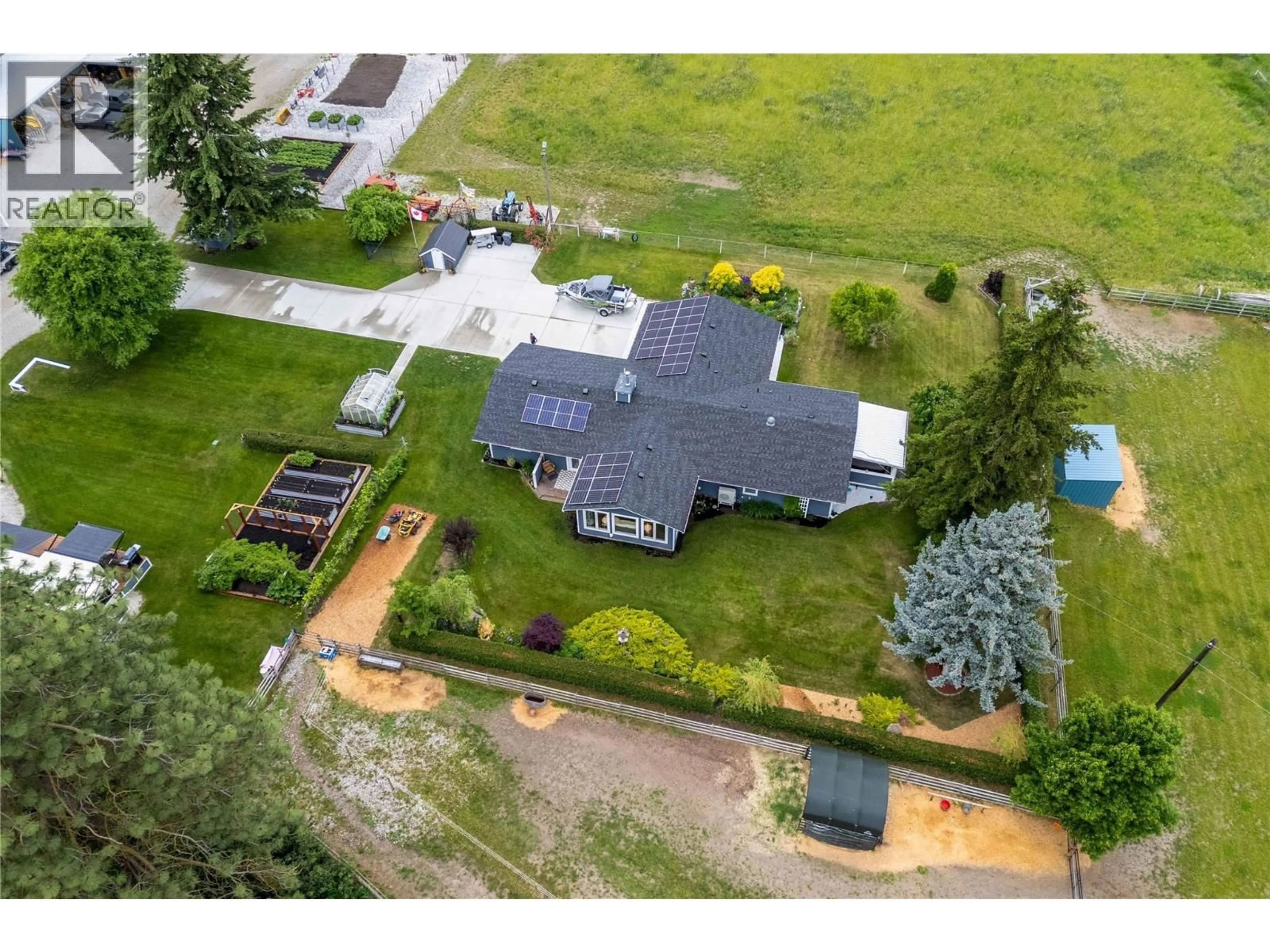 A pic from outside/outdoor area/front of a property/back of a property/a pic from drone, unknown for 4911 MALPASS ROAD, Armstrong British Columbia V4Y0V5