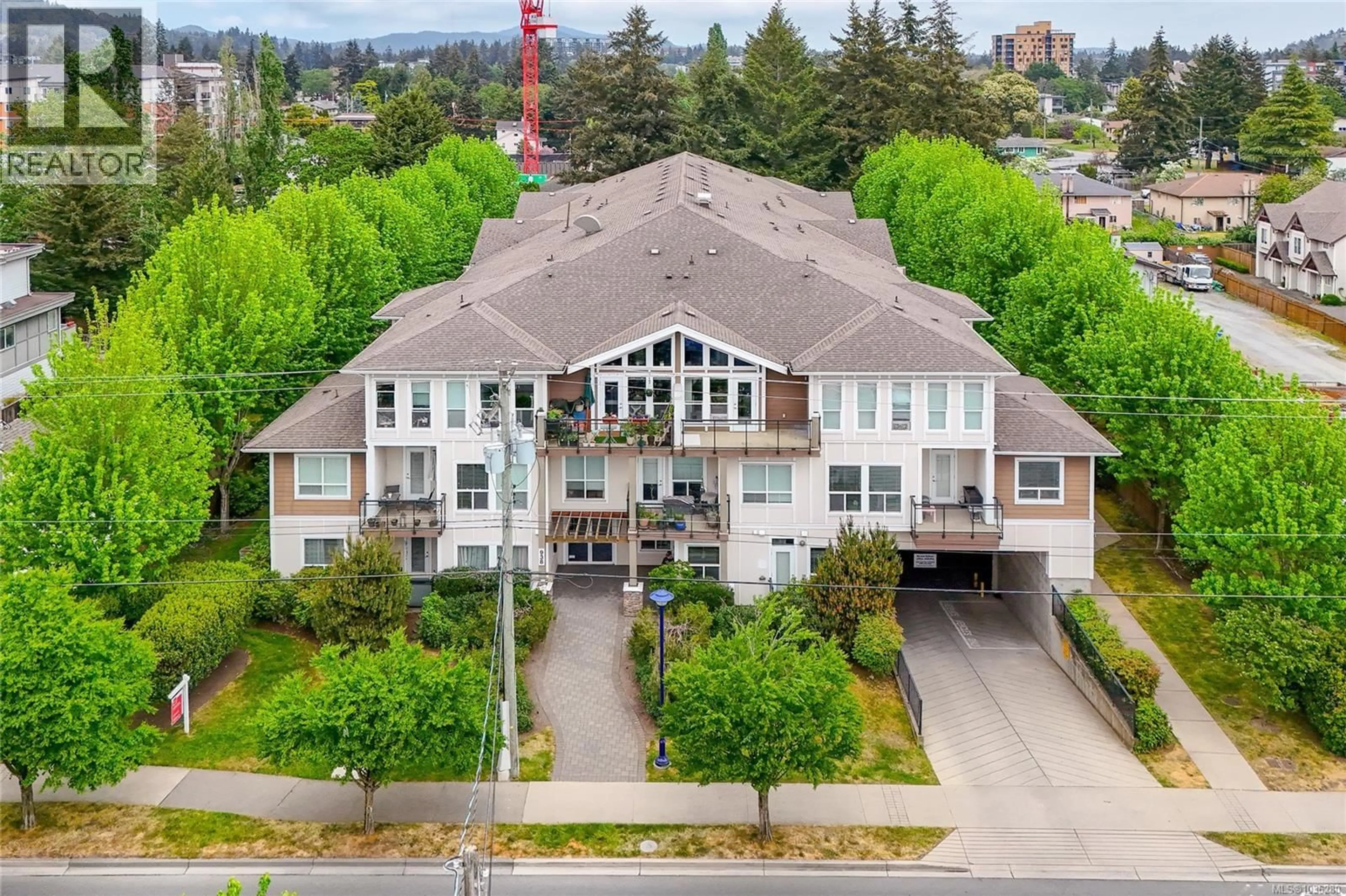 A pic from outside/outdoor area/front of a property/back of a property/a pic from drone, unknown for 309 - 938 DUNFORD AVENUE, Langford British Columbia V9B2S3