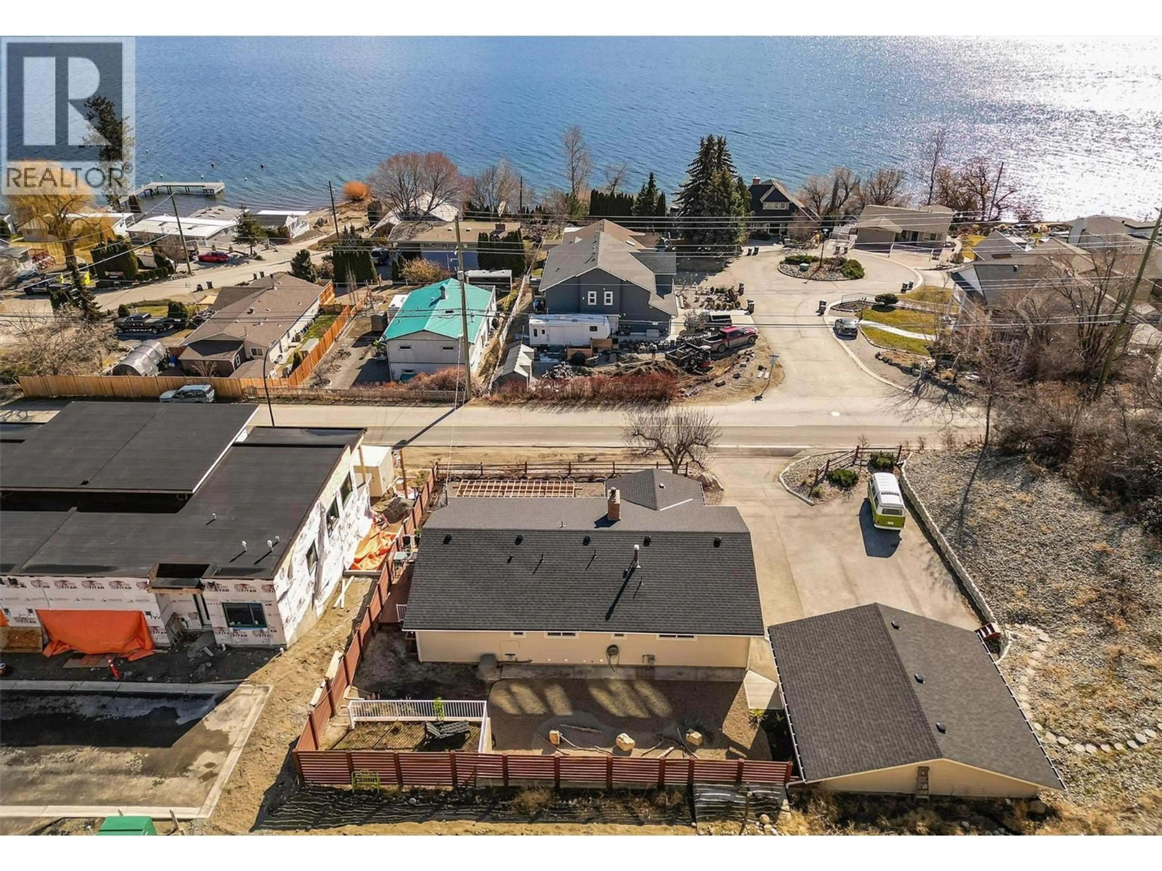A pic from outside/outdoor area/front of a property/back of a property/a pic from drone, water/lake/river/ocean view for 5308 BUCHANAN ROAD, Peachland British Columbia V0H1X1
