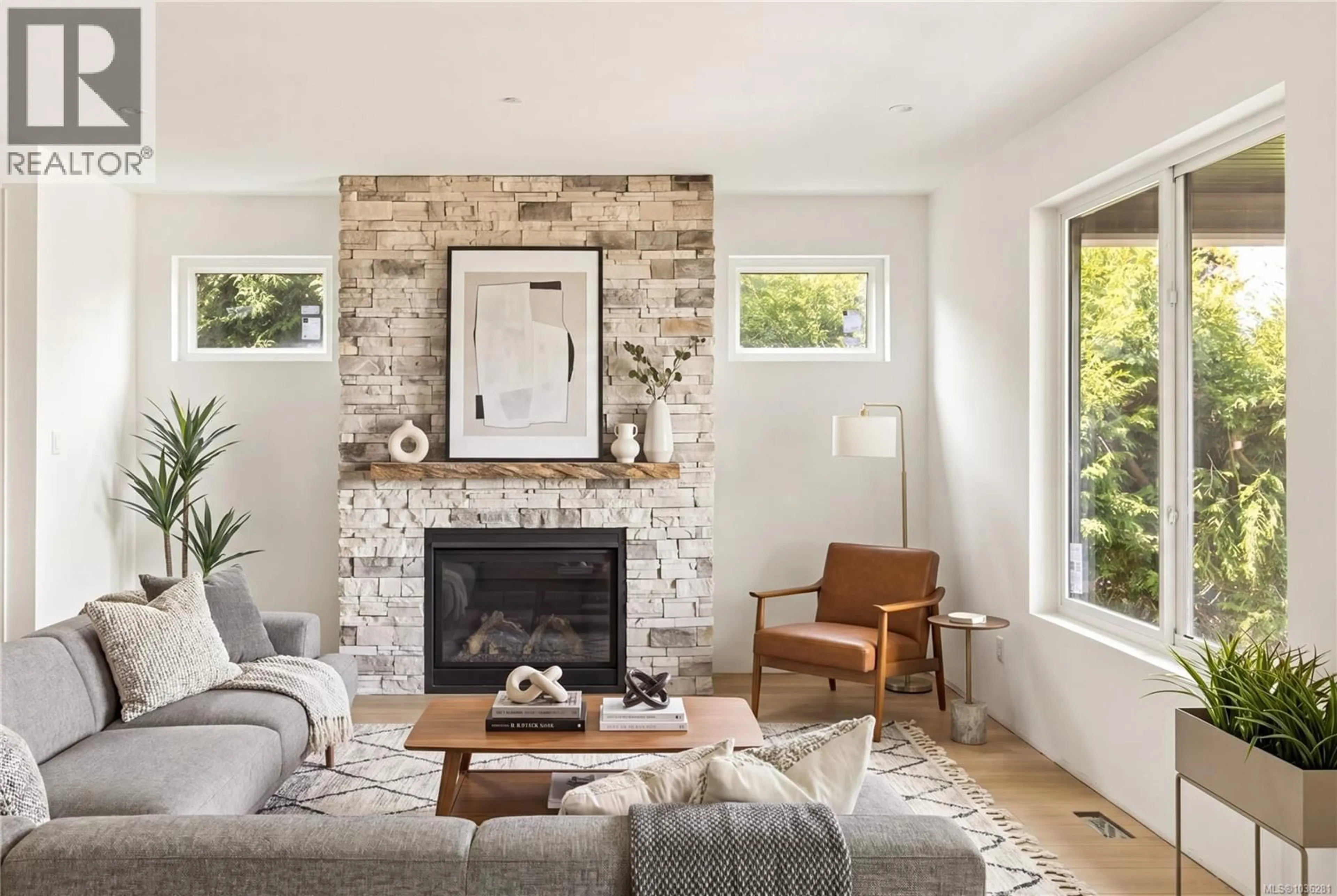 Living room with furniture, unknown for 101 - 2302 ARBOT ROAD, Nanaimo British Columbia V9R6S8