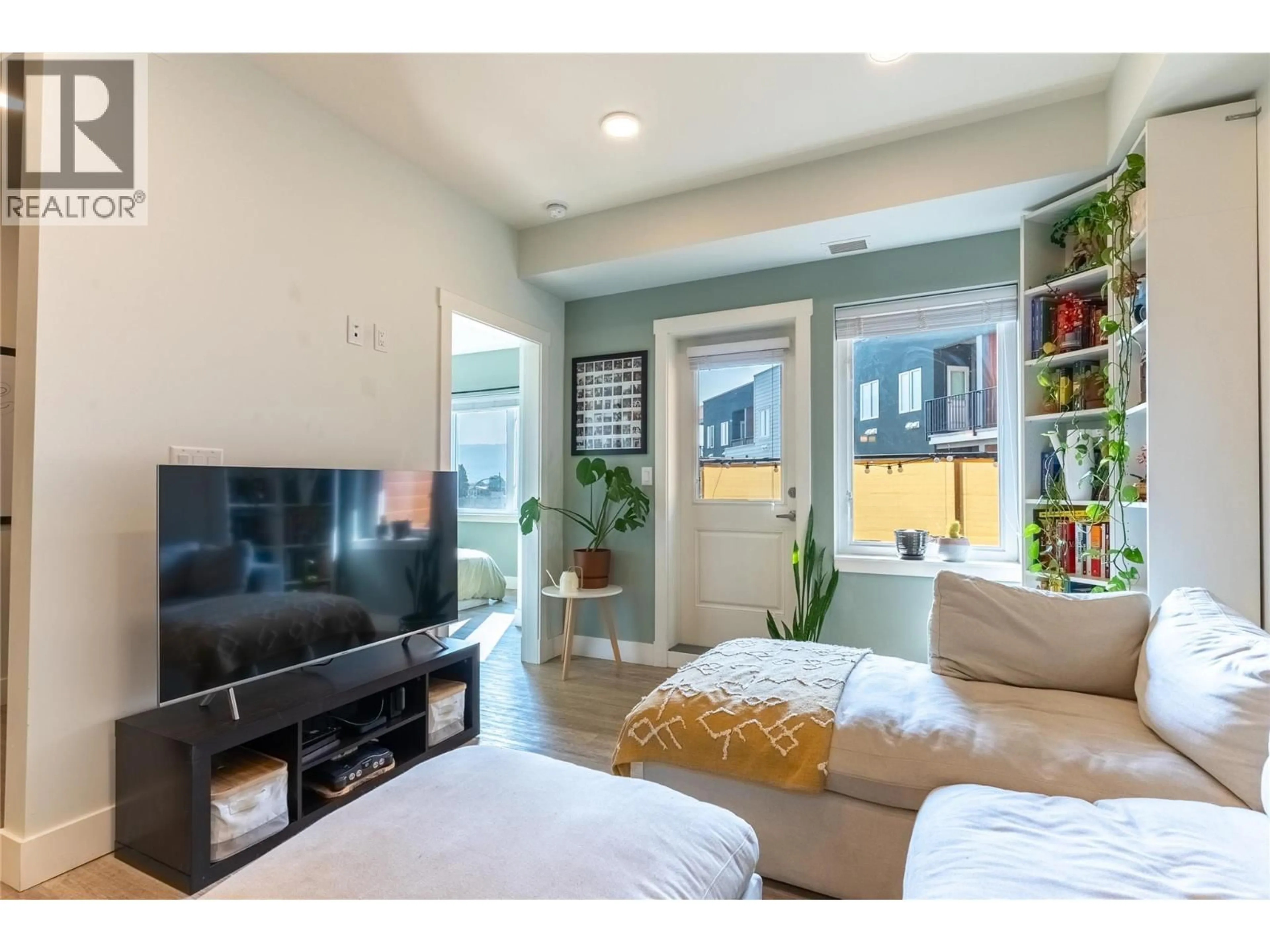 Living room with furniture, unknown for 311 - 107 YEW STREET, Kamloops British Columbia V2B4A1