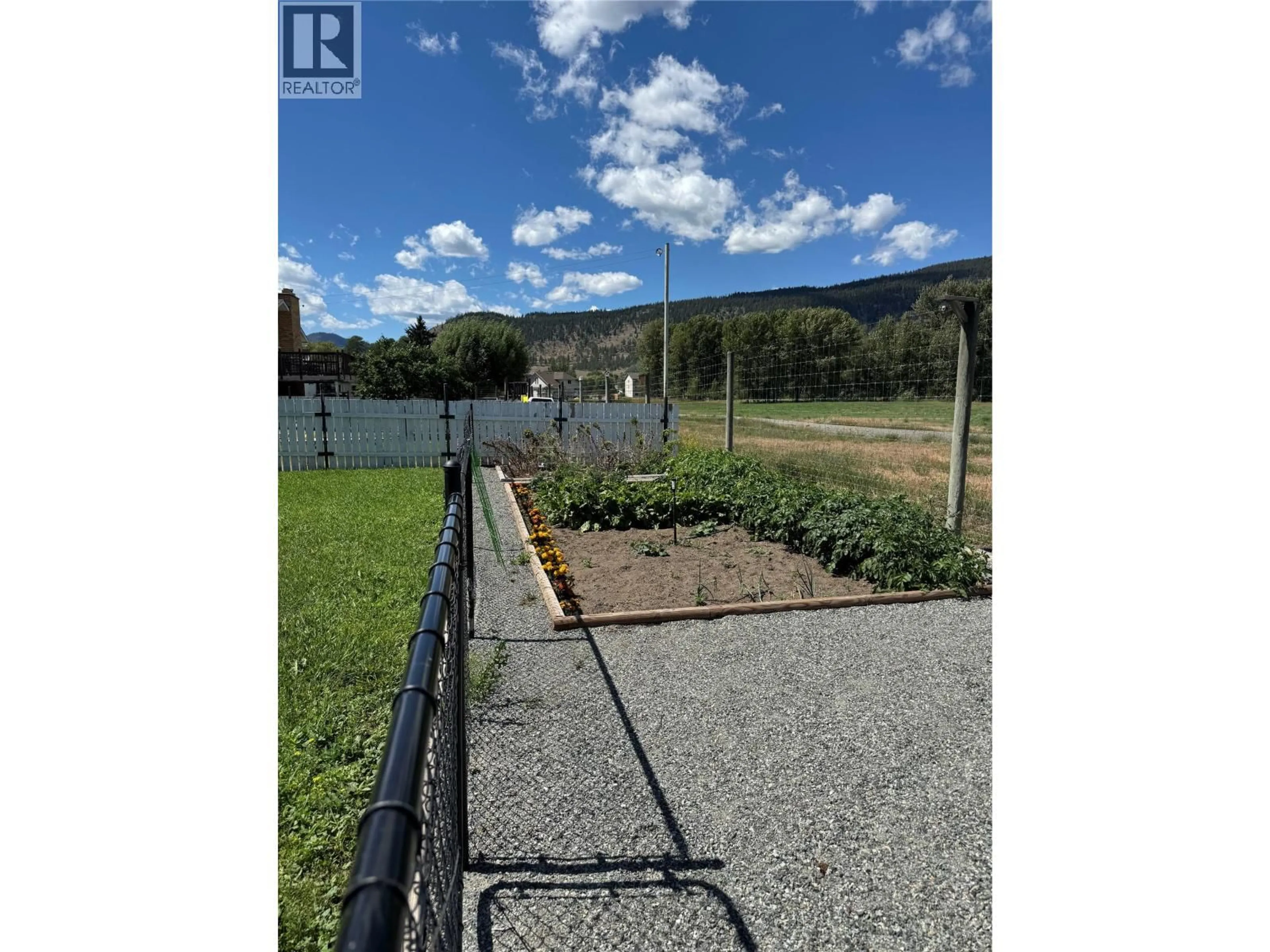 A pic from outside/outdoor area/front of a property/back of a property/a pic from drone, water/lake/river/ocean view for 2343 MCGORAN PLACE, Merritt British Columbia V1K1B8