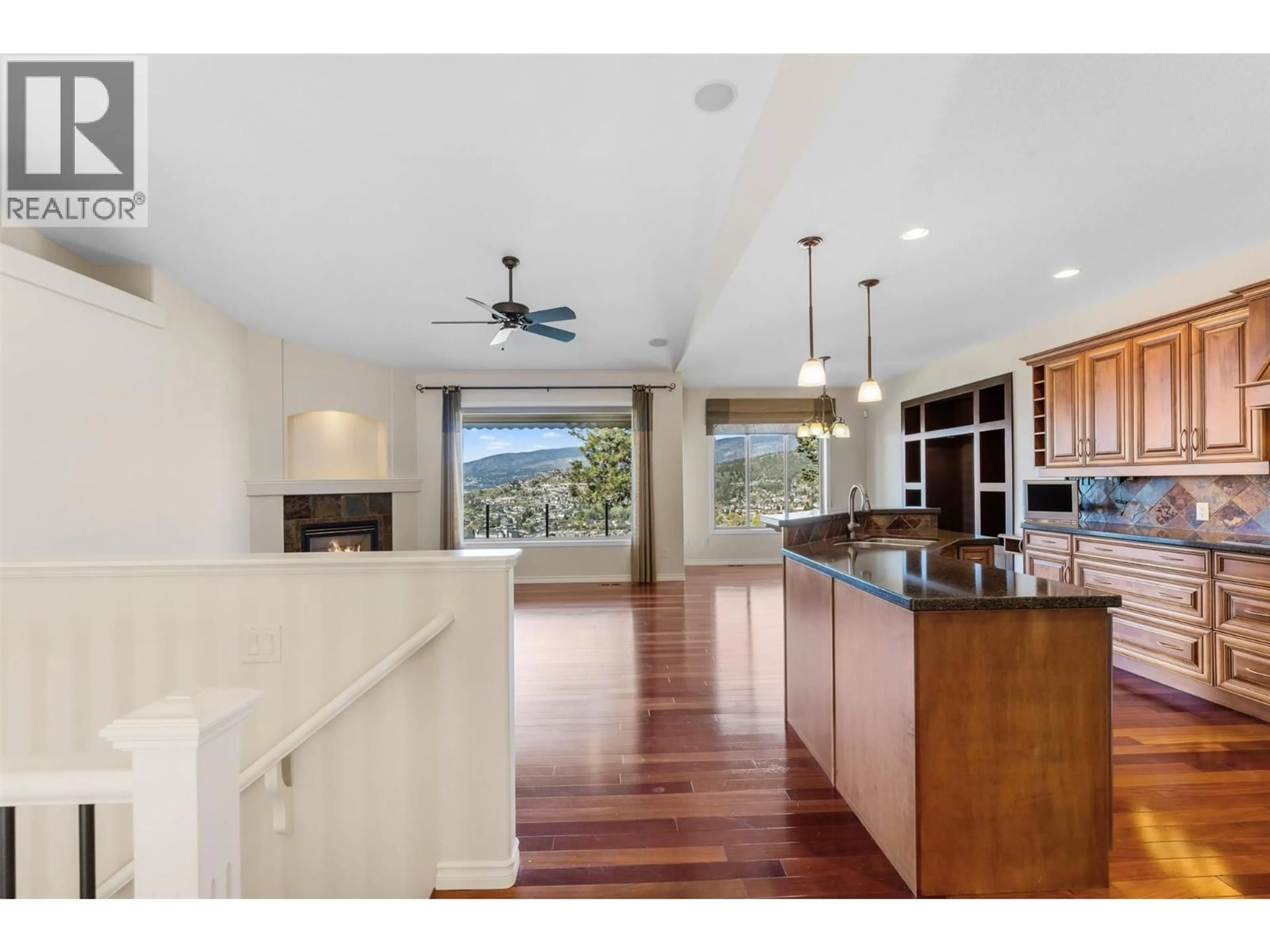 Open concept kitchen, unknown for 334 - 663 DENALI COURT, Kelowna British Columbia V1V2R4
