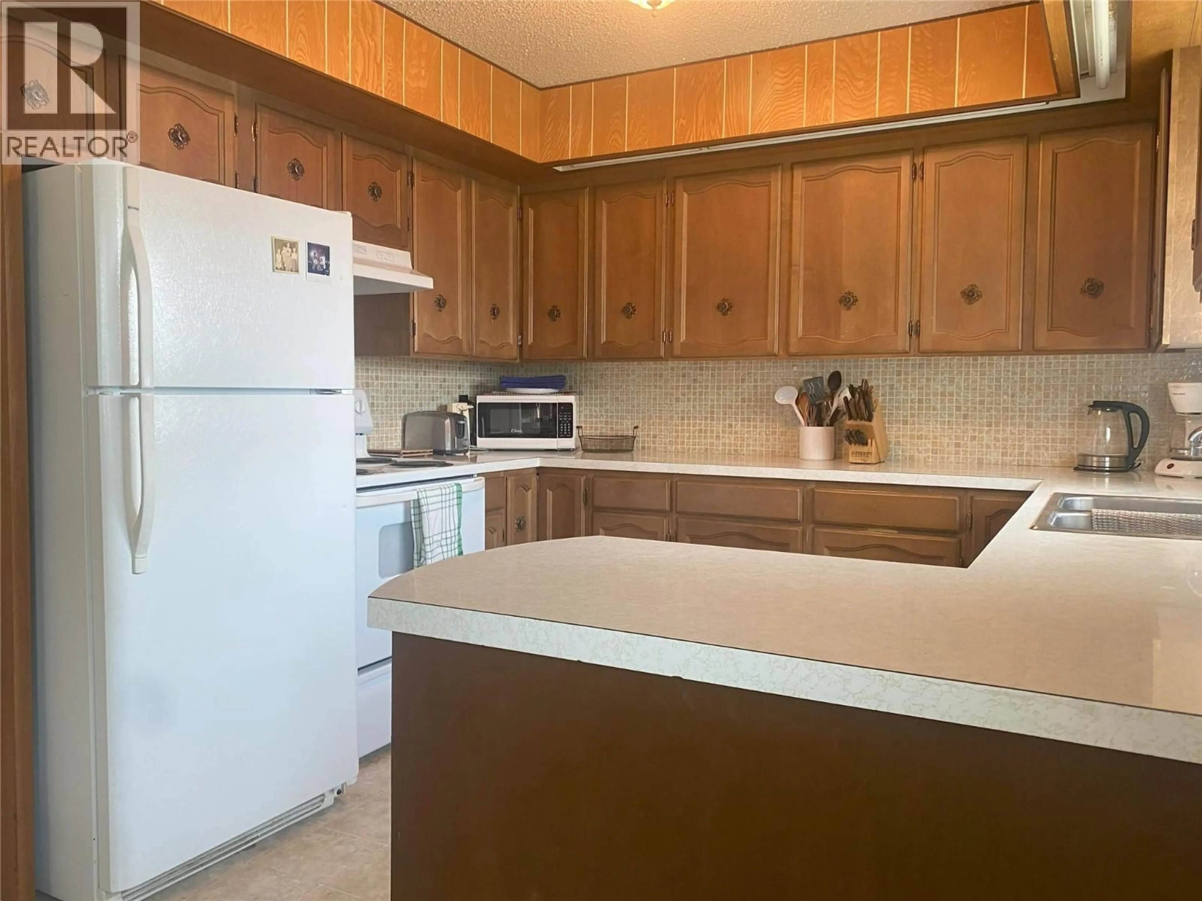 Standard kitchen, unknown for 7430 22ND STREET, Grand Forks British Columbia V0H1H0