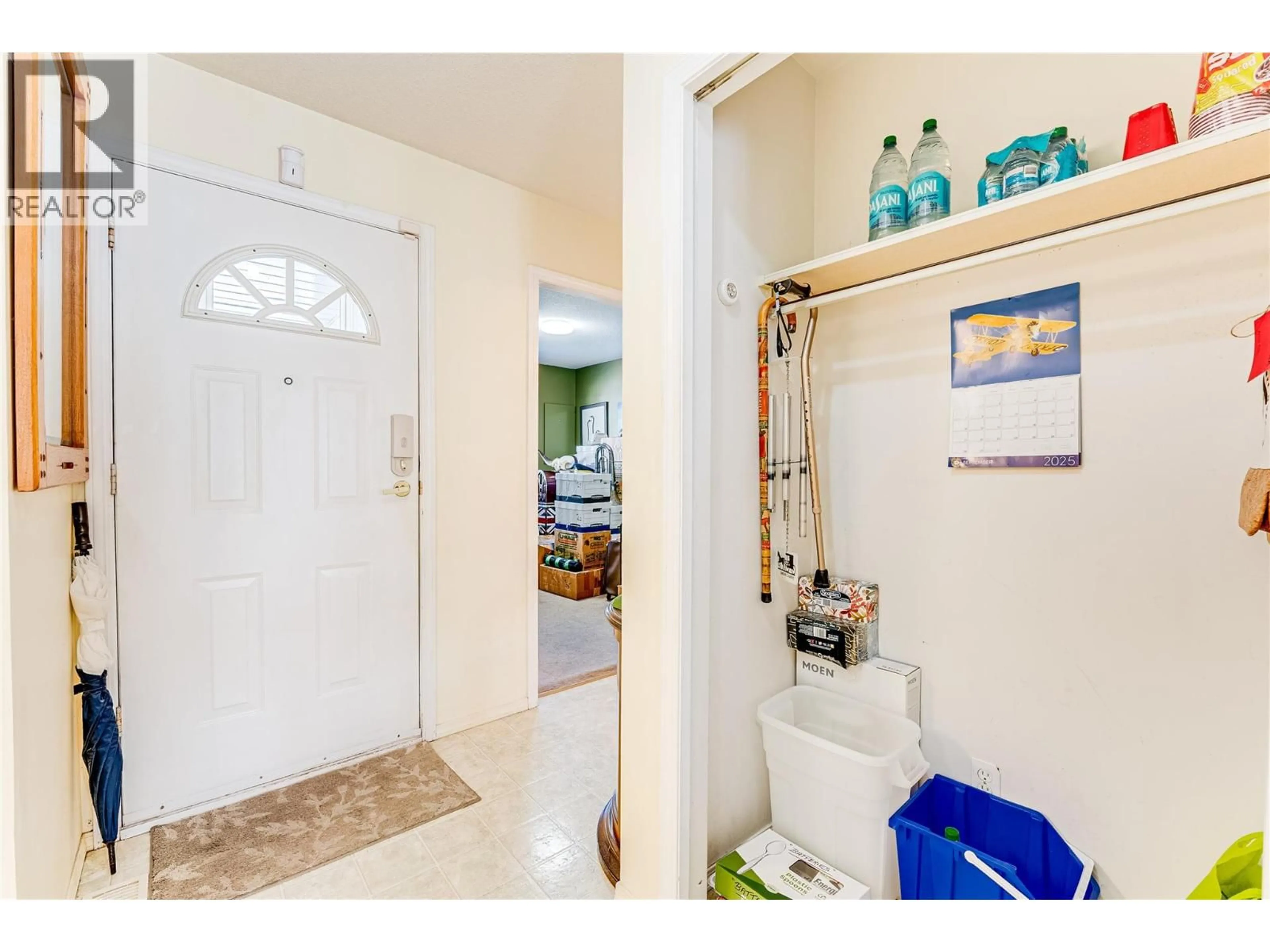 Indoor entryway for 99 - 3900 27TH AVENUE, Vernon British Columbia V1T9E6