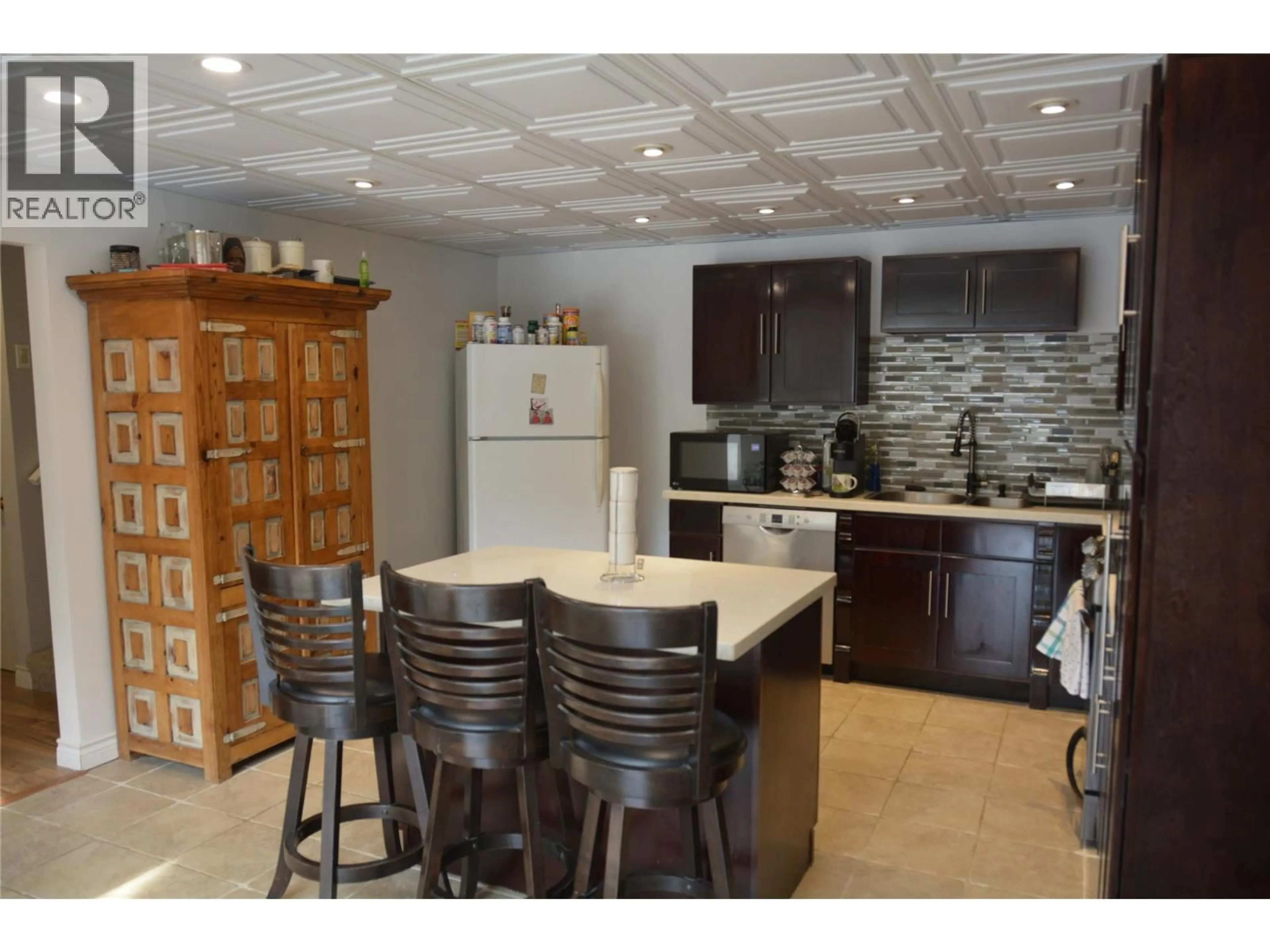 Open concept kitchen, ceramic/tile floor for 2225 BARBARA AVENUE, Kamloops British Columbia V2B4J4
