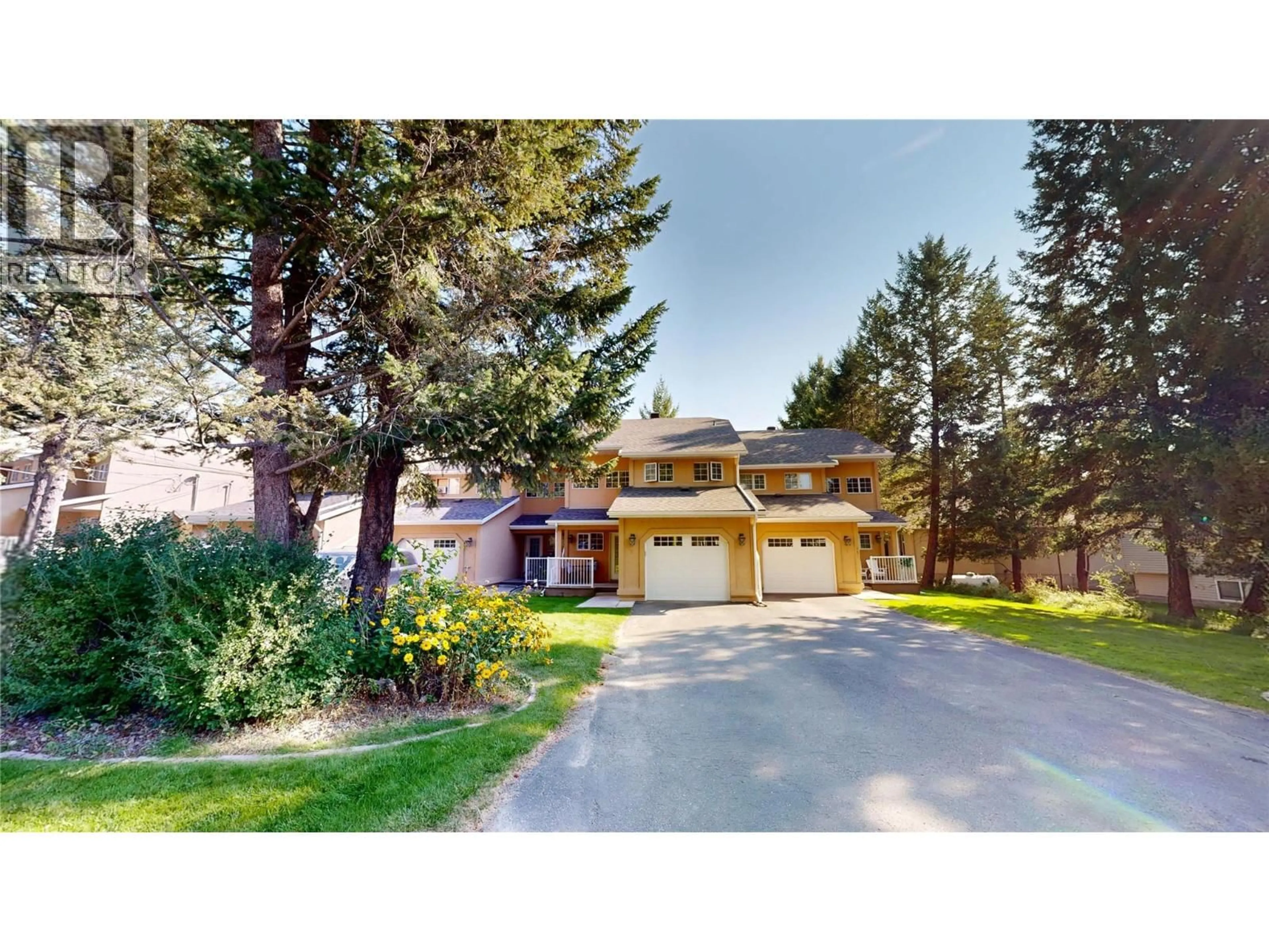 Unknown for 2 - 4850 MCKAY STREET, Radium Hot Springs British Columbia V0A1M0