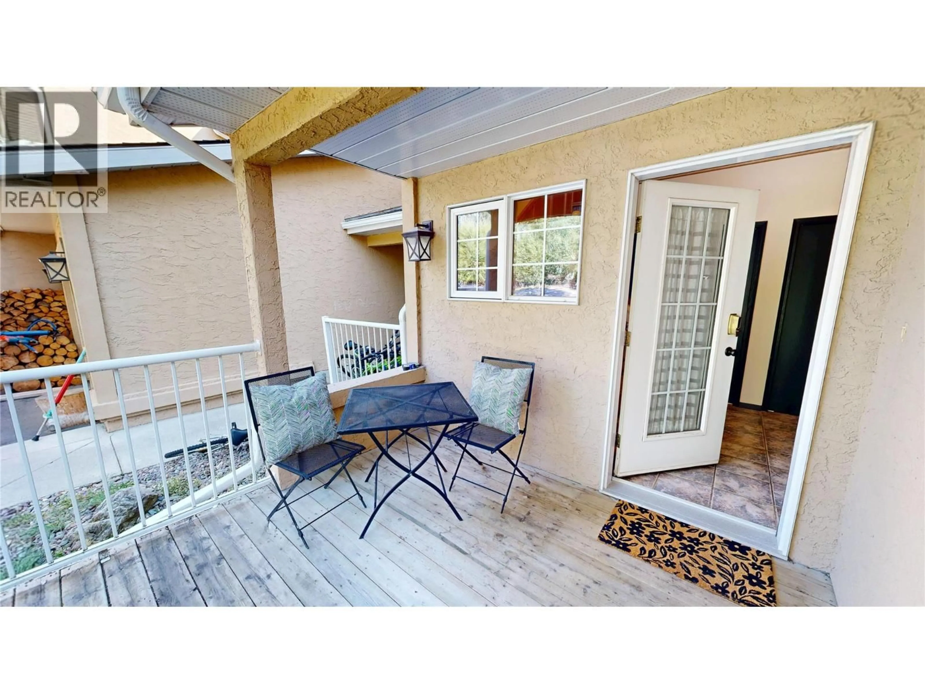 Patio, street for 2 - 4850 MCKAY STREET, Radium Hot Springs British Columbia V0A1M0