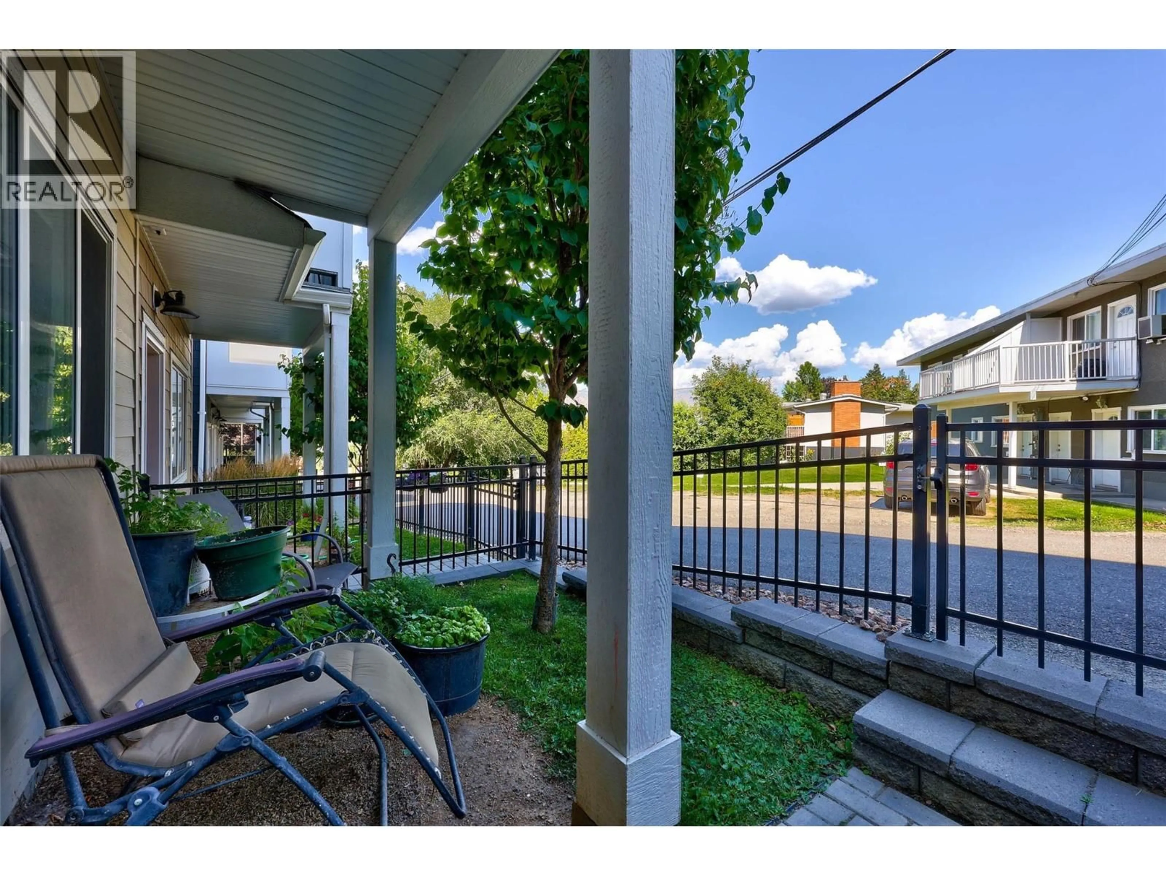 Patio, street for 115 - 1393 9TH AVENUE, Kamloops British Columbia V2C3X6