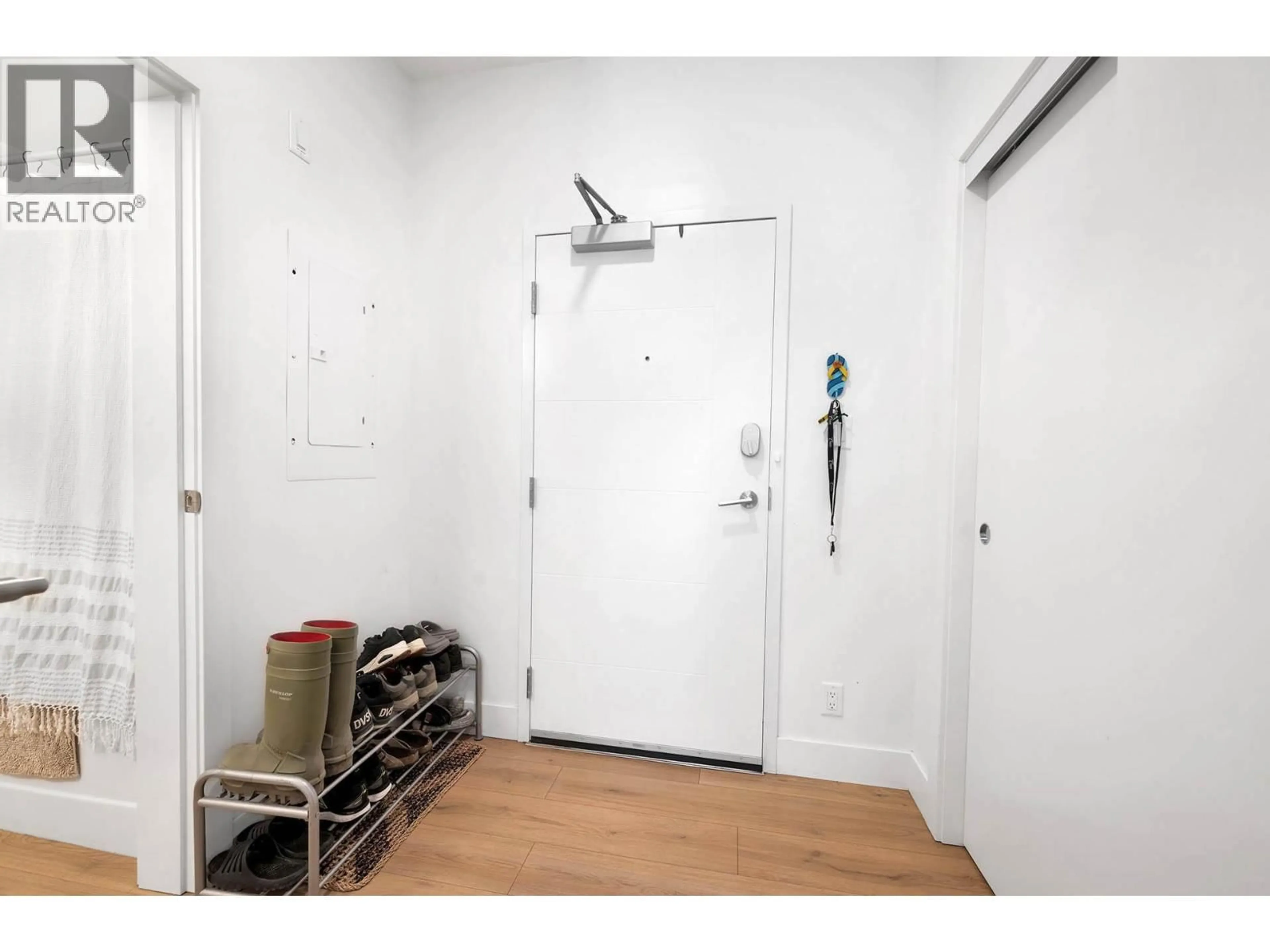 Indoor entryway for 613 - 444 ST PAUL STREET, Kamloops British Columbia V2C0L2