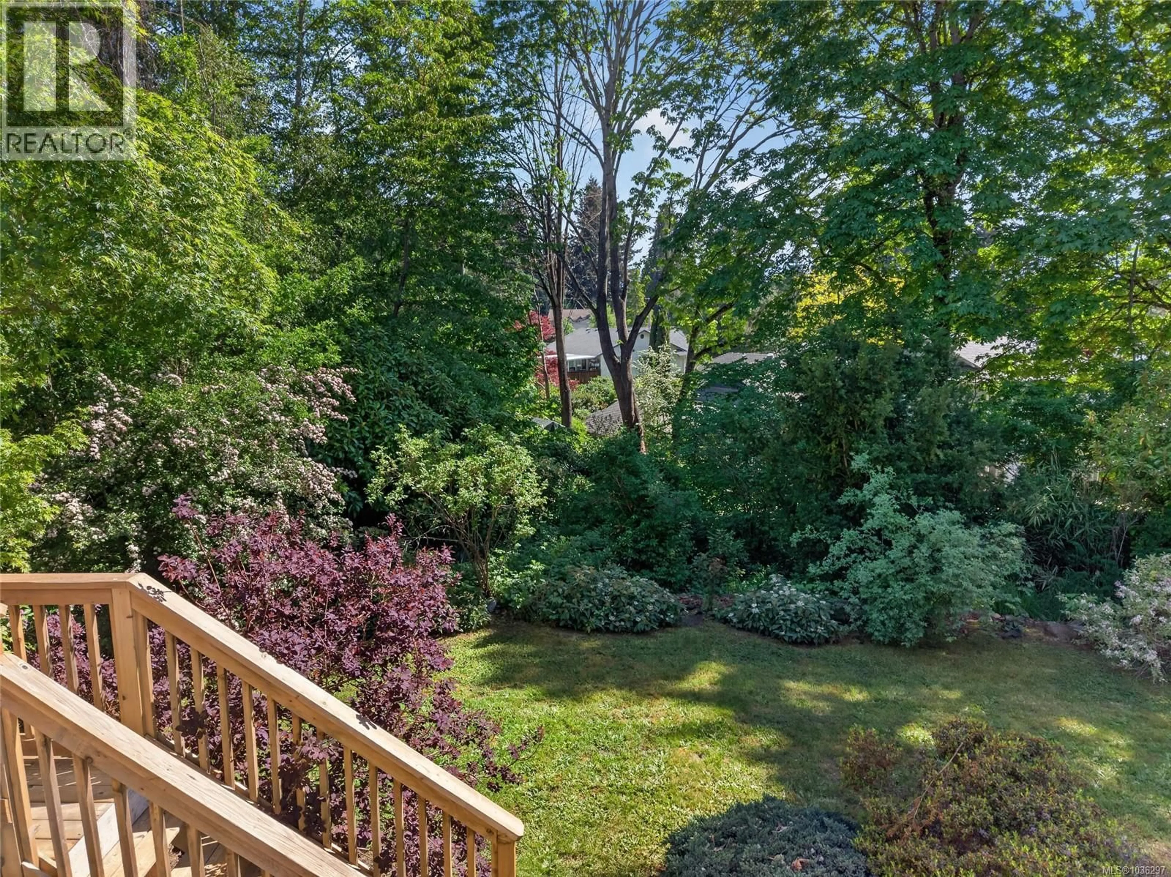 Patio, forest/trees view for 505 ROBERTSON PLACE, Courtenay British Columbia V9N8W5