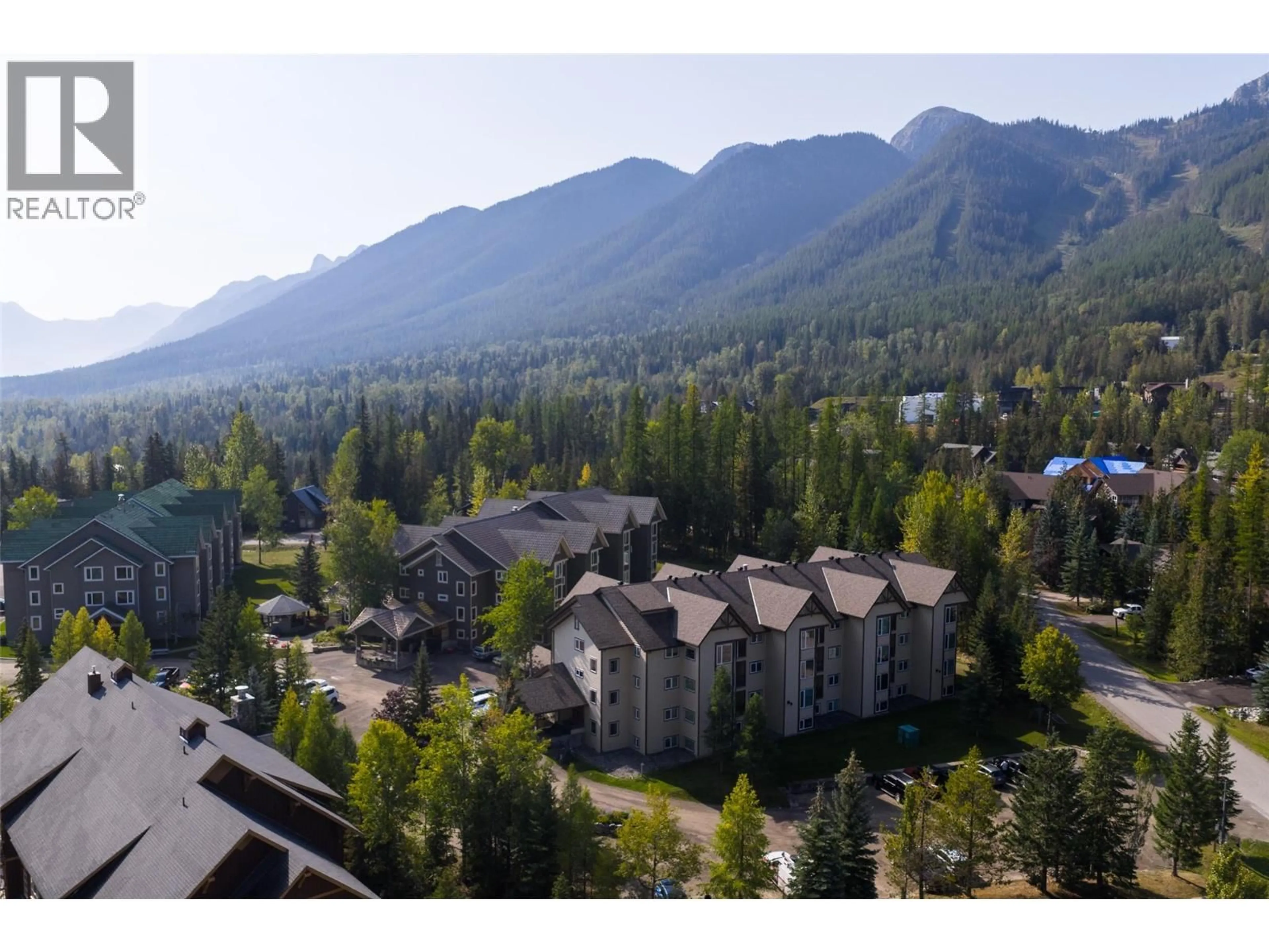 A pic from outside/outdoor area/front of a property/back of a property/a pic from drone, mountain view for 312 - 4559 TIMBERLINE CRESCENT, Fernie British Columbia V0B1M6