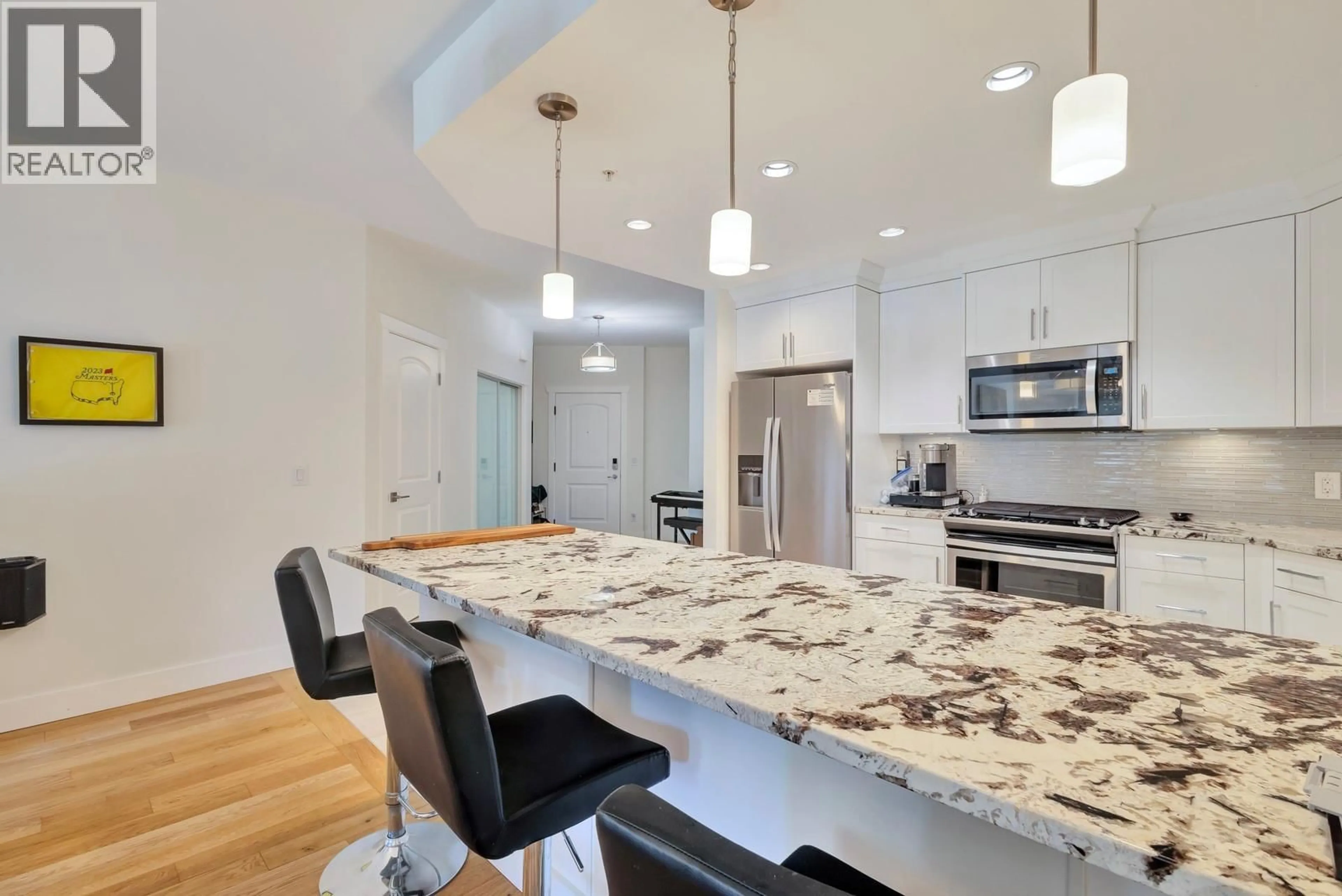 Open concept kitchen, ceramic/tile floor for 305 - 3865 TRUSWELL ROAD, Kelowna British Columbia V1W3K9
