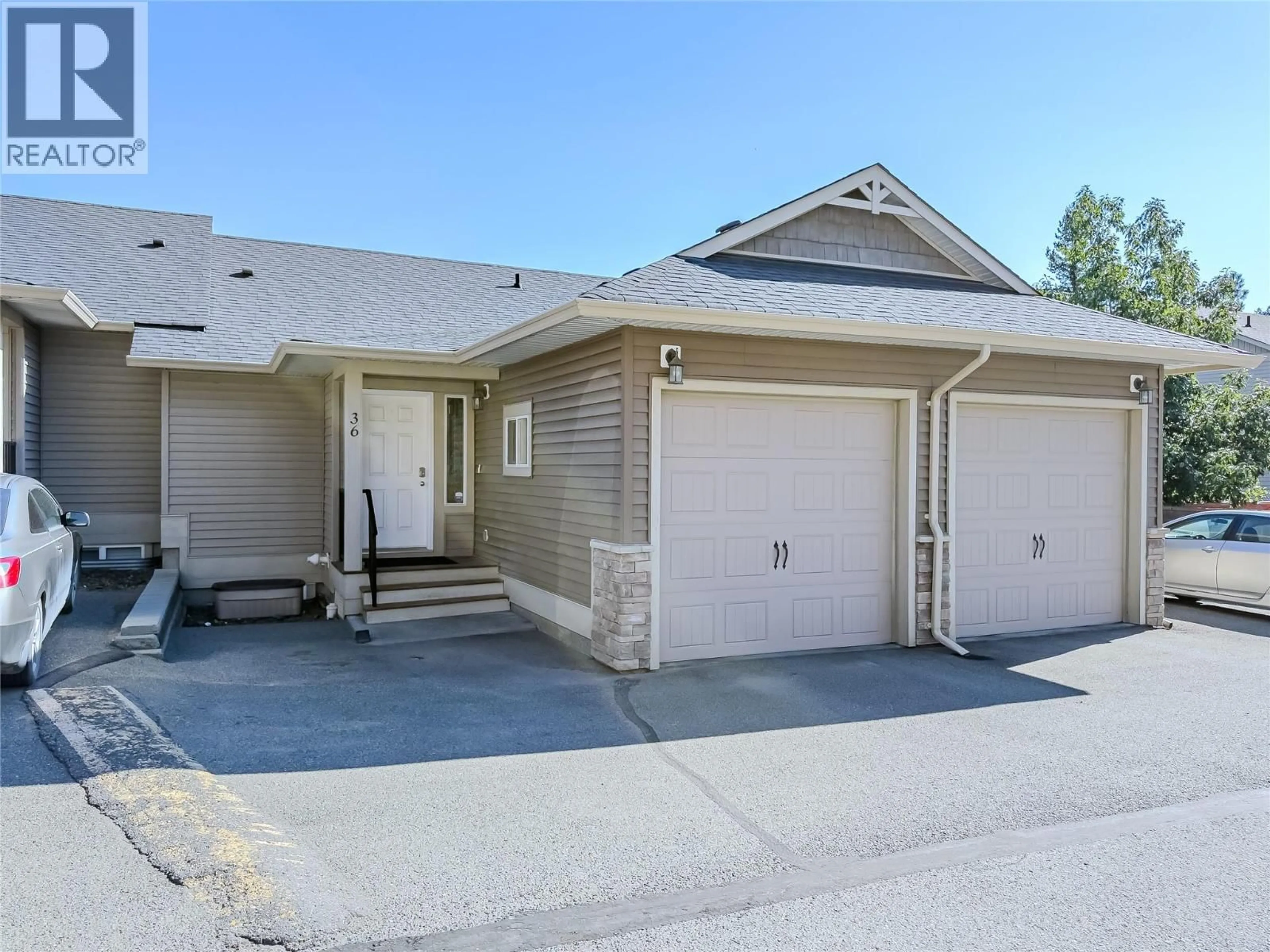 Indoor garage for 36 - 1900 HUGH ALLAN DRIVE, Kamloops British Columbia V1S0A8