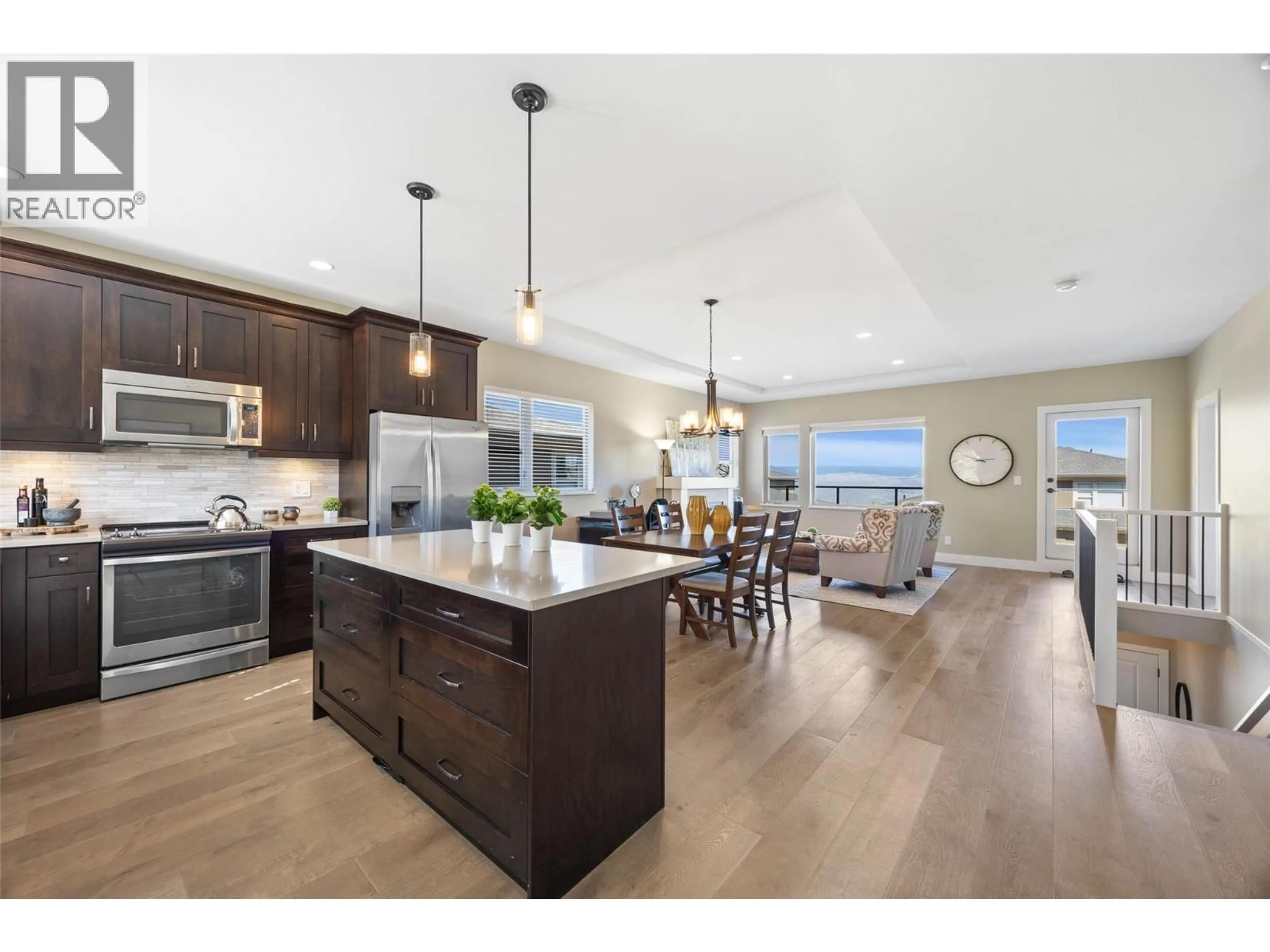 Open concept kitchen, wood/laminate floor for 9 - 2171 VAN HORNE DRIVE, Kamloops British Columbia V1S0E2