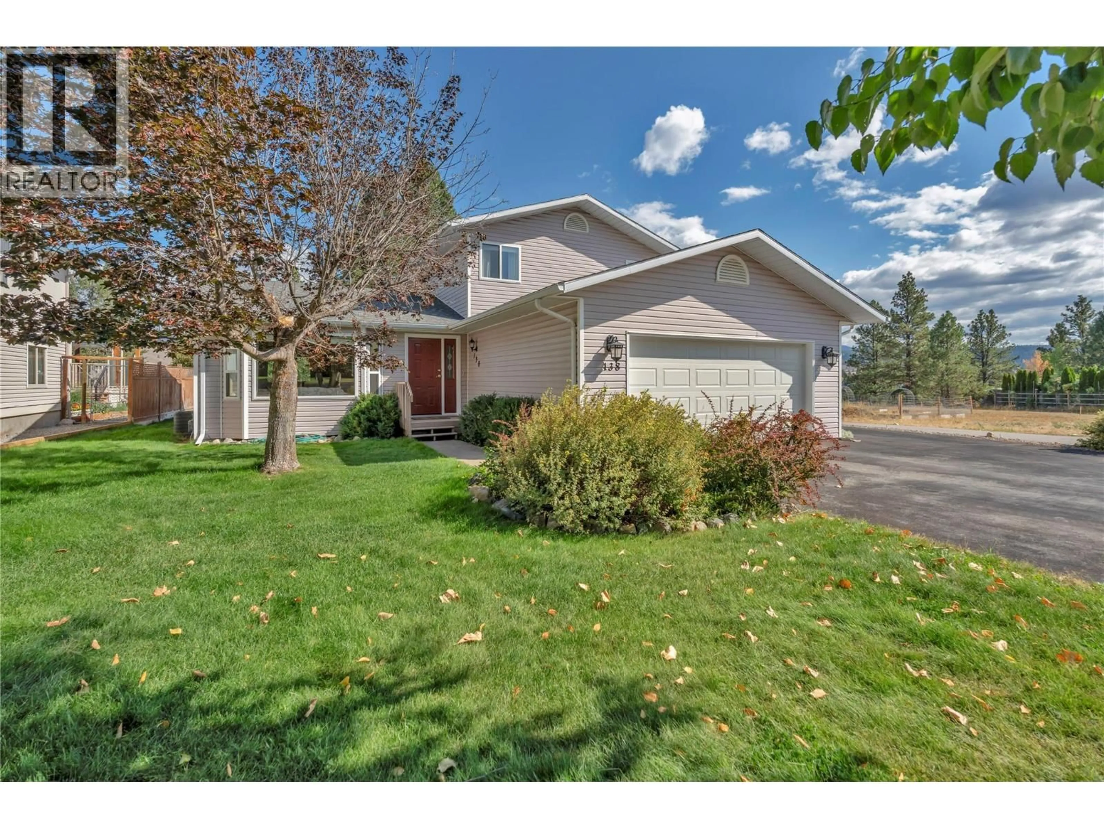 Home with vinyl exterior material, street for 138 DEERVIEW CRES OTHER, Princeton British Columbia V0X1W0