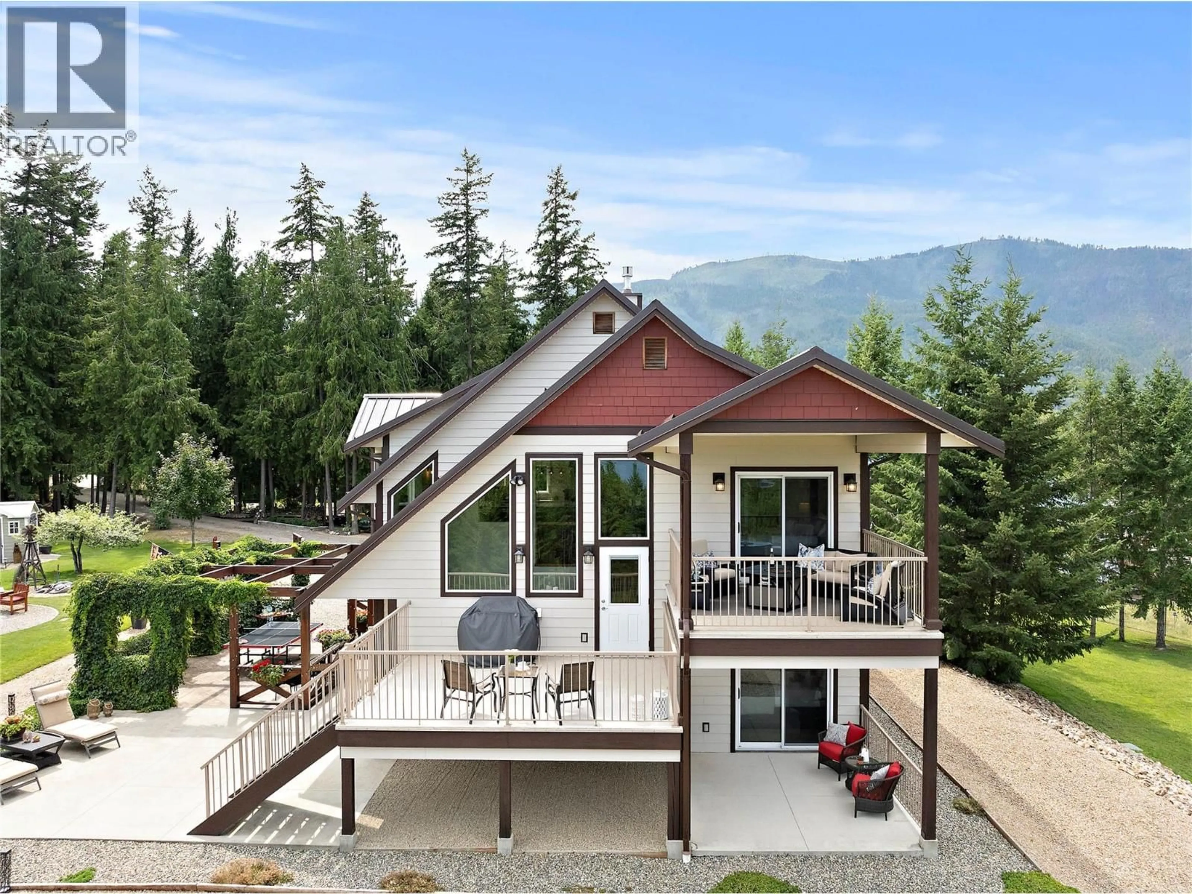 Home with vinyl exterior material, mountain view for 2672 MCKENZIE ROAD, Sorrento British Columbia V0E2W1