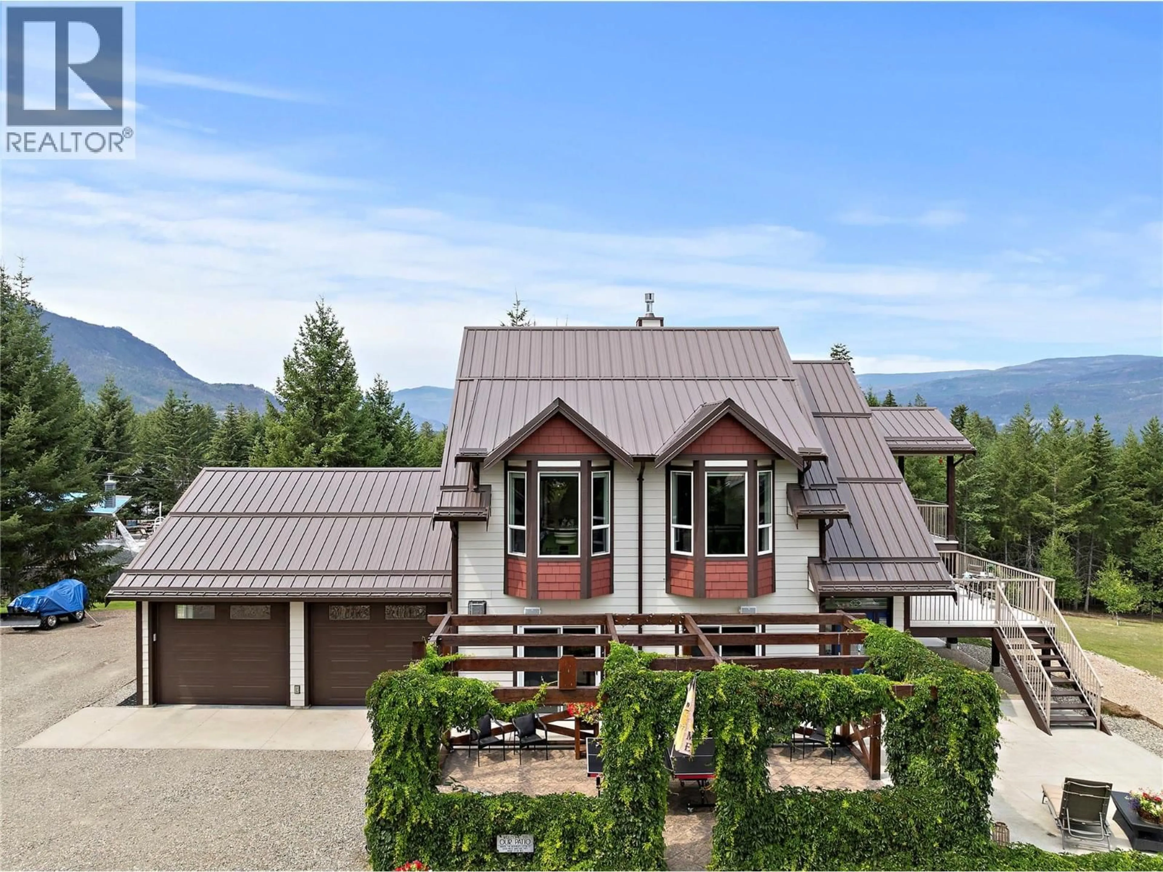 Home with vinyl exterior material, mountain view for 2672 MCKENZIE ROAD, Sorrento British Columbia V0E2W1
