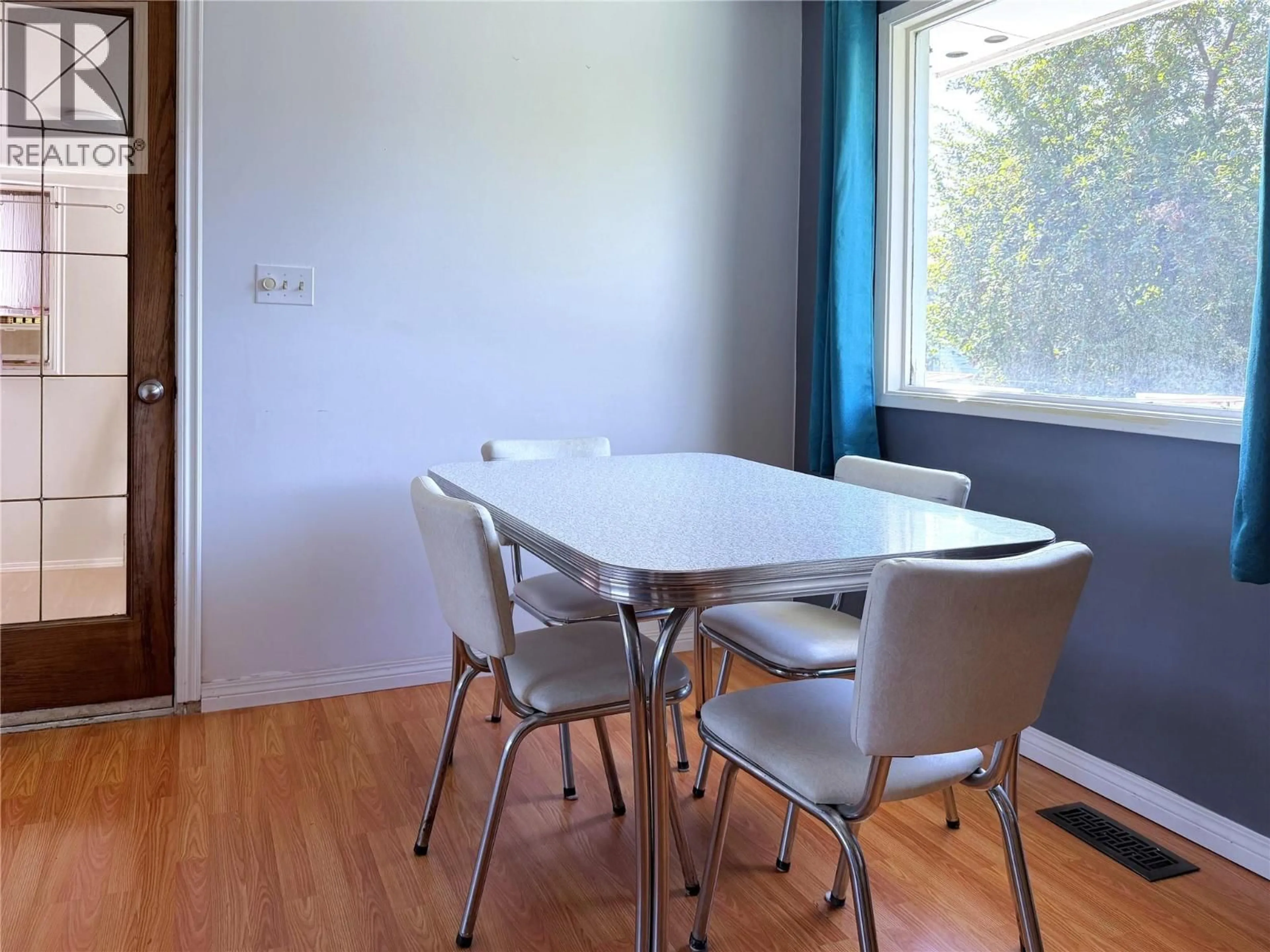 Dining room, wood/laminate floor for 1359 HAMILTON STREET, Kamloops British Columbia V2B2V3