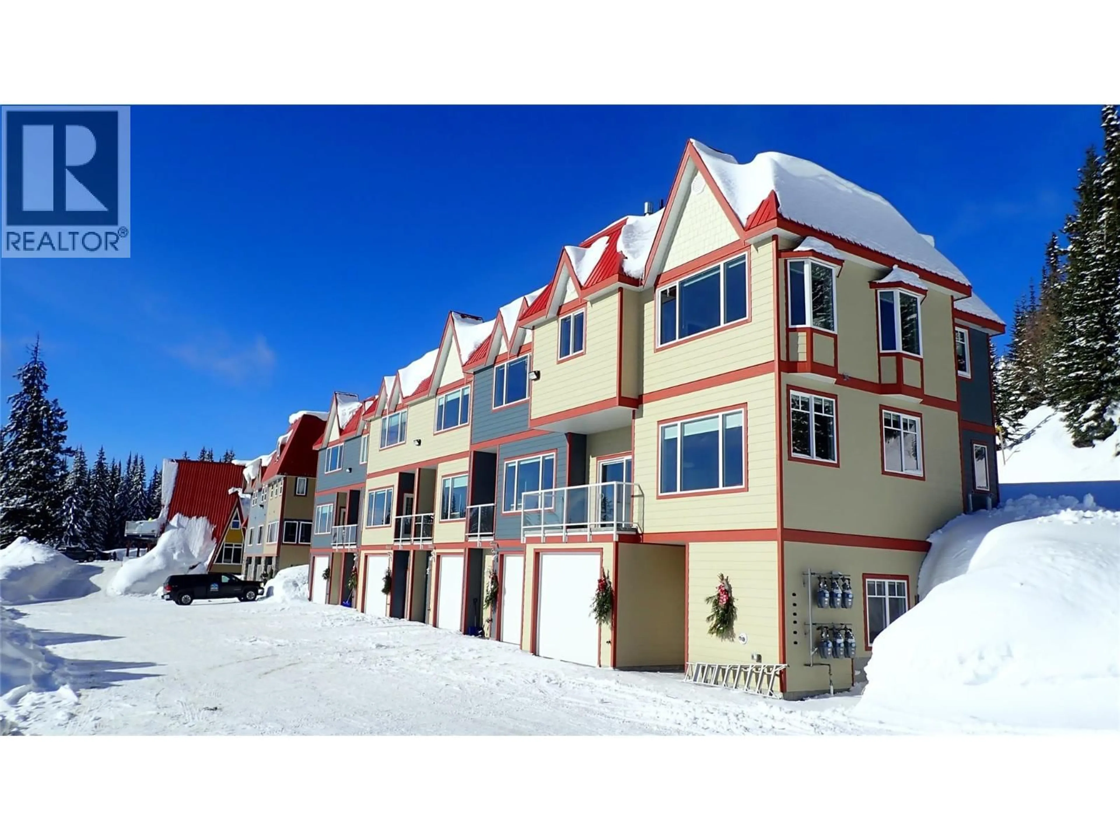 Unknown for 6 - 9905 PINNACLES ROAD, Silver Star British Columbia V1B0S2