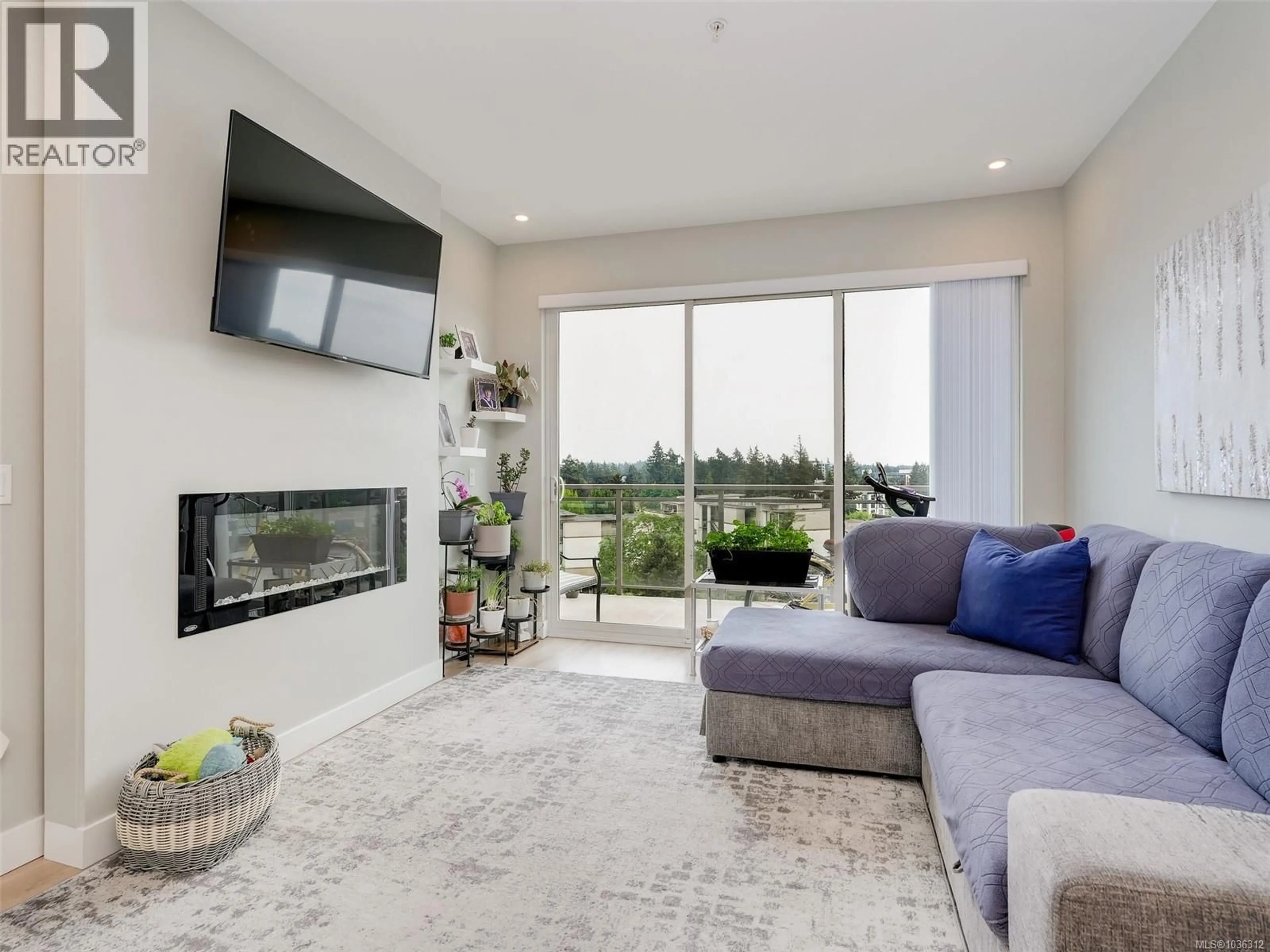 Living room with furniture, unknown for 605 - 967 WHIRLAWAY CRESCENT, Langford British Columbia V9B0Y1