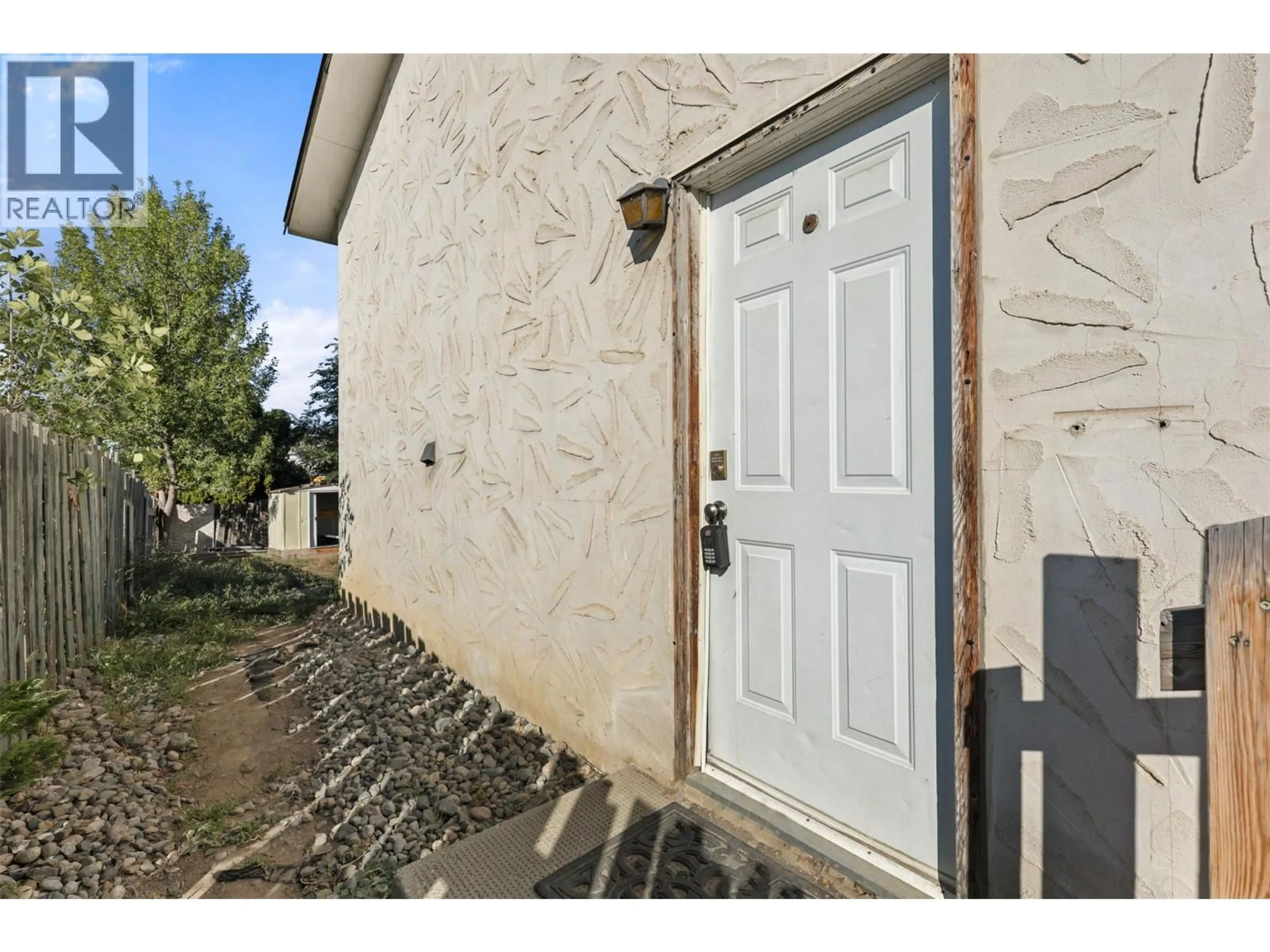 Unknown for 762 WINDSOR AVENUE, Kamloops British Columbia V2B2B6