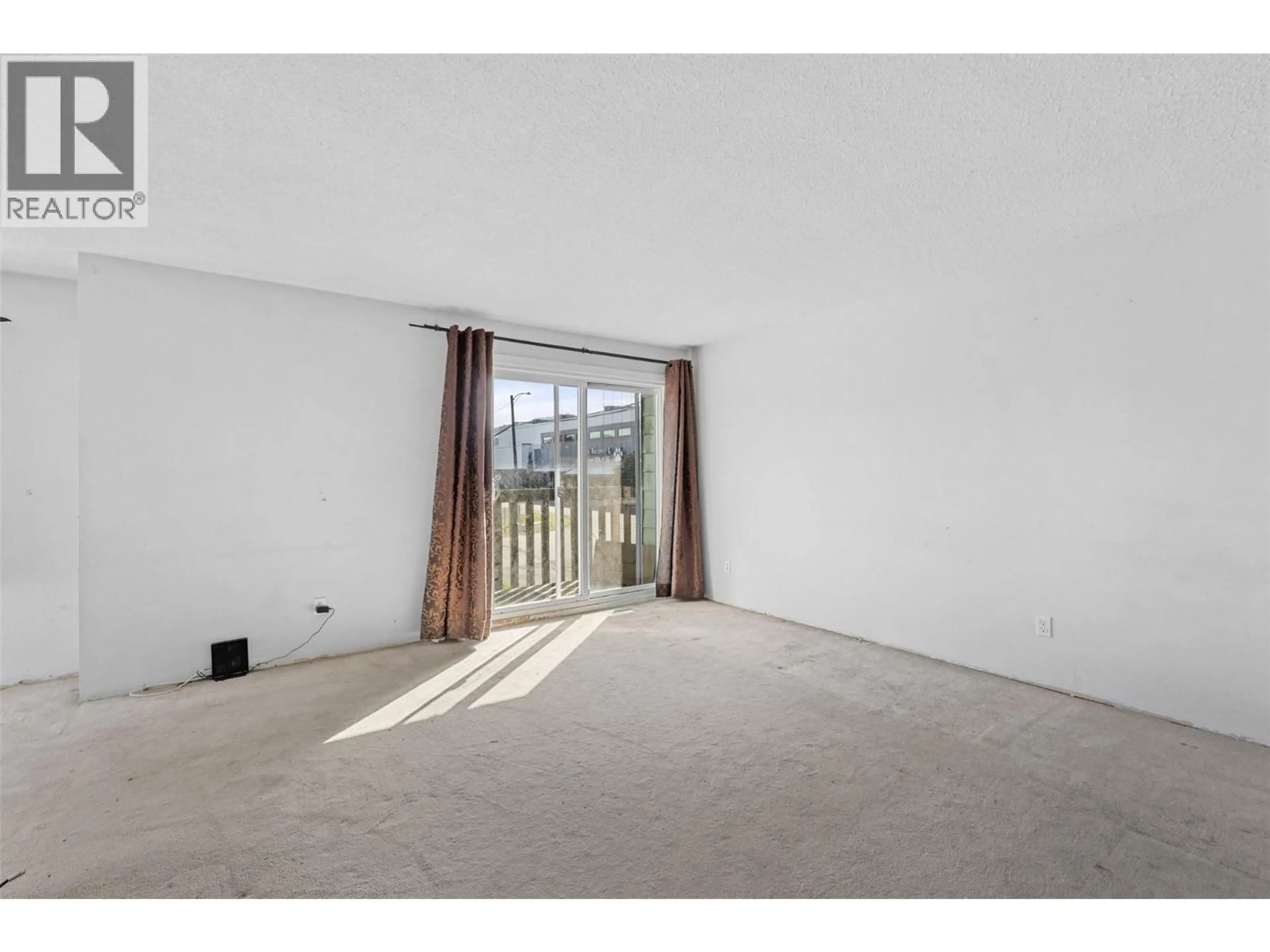 A pic of a room for 762 WINDSOR AVENUE, Kamloops British Columbia V2B2B6