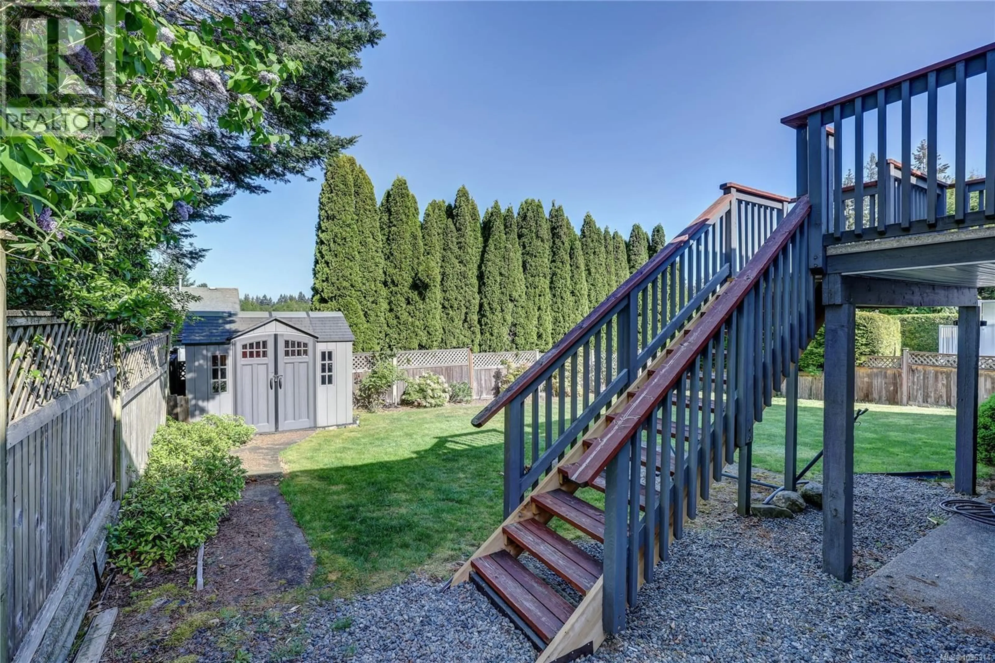 Patio, unknown for 5811 TWEEDSMUIR CRESCENT, Nanaimo British Columbia V9T5Y6